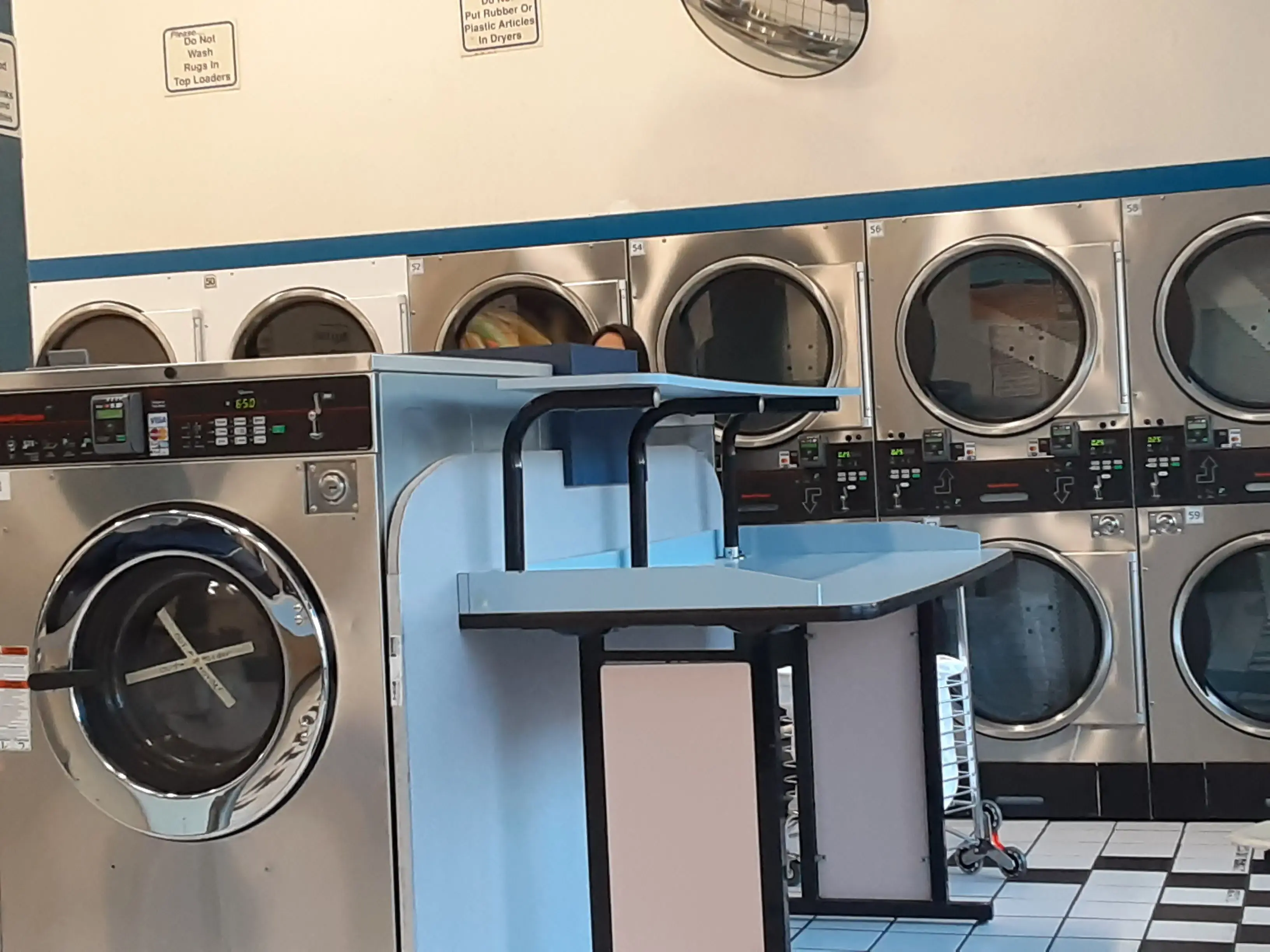 Fillmore Laundromat thumbnail 1