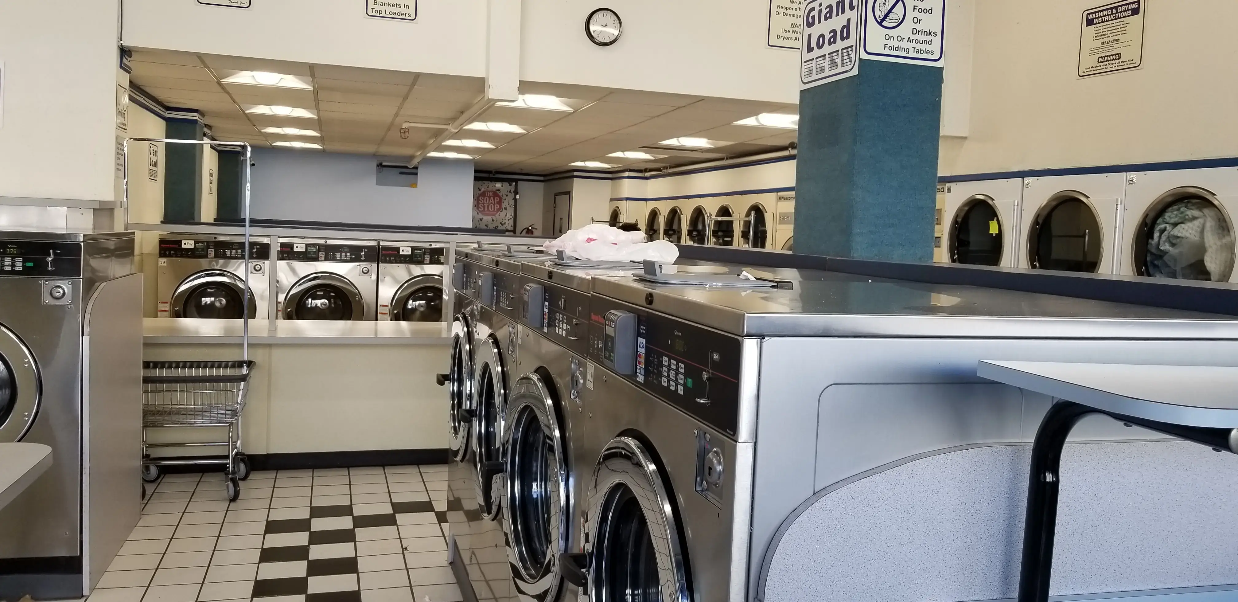 Fillmore Laundromat thumbnail 9
