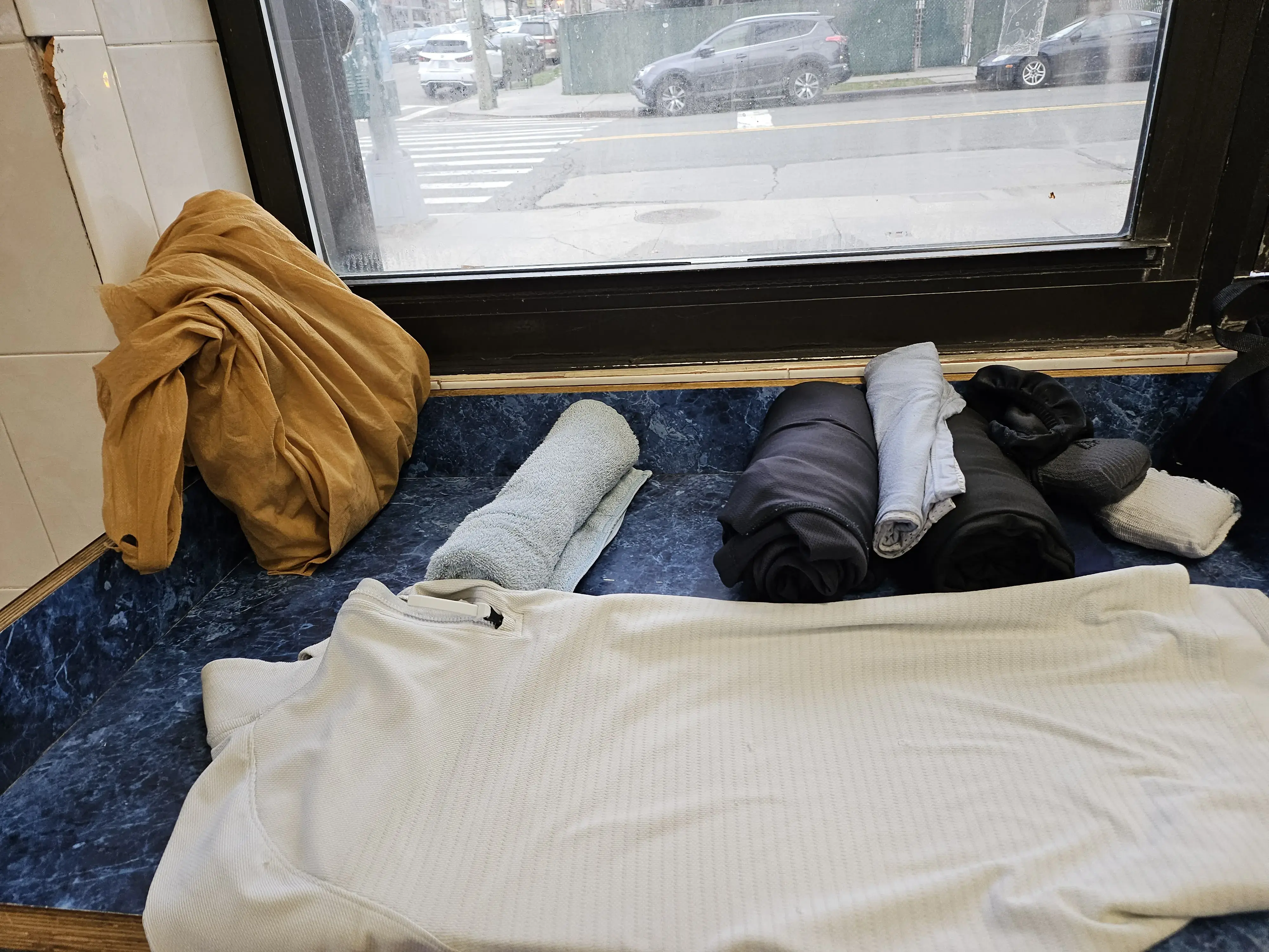 Finest Laundromat thumbnail 4