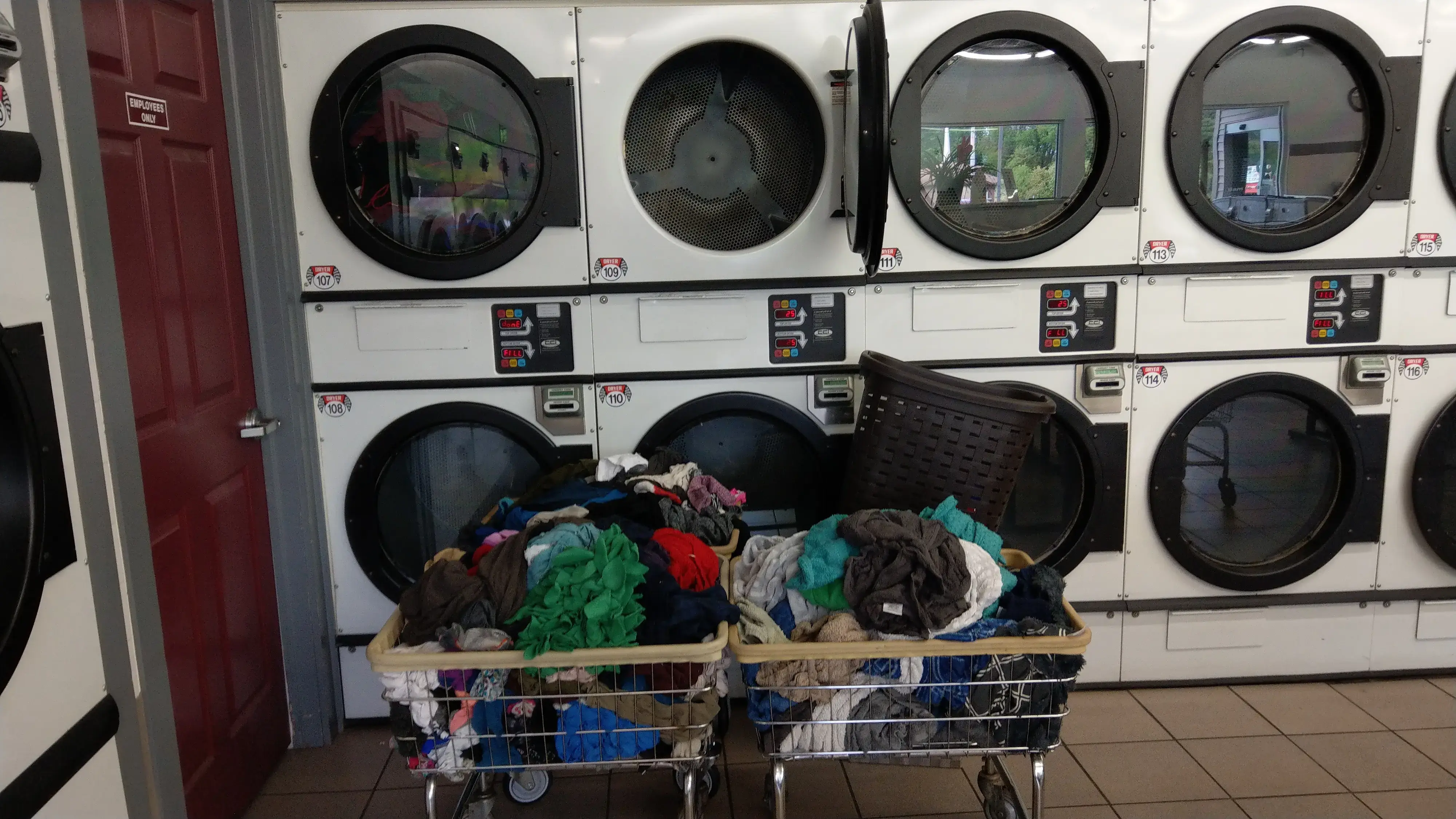 Finish Line Laundry - Image 7