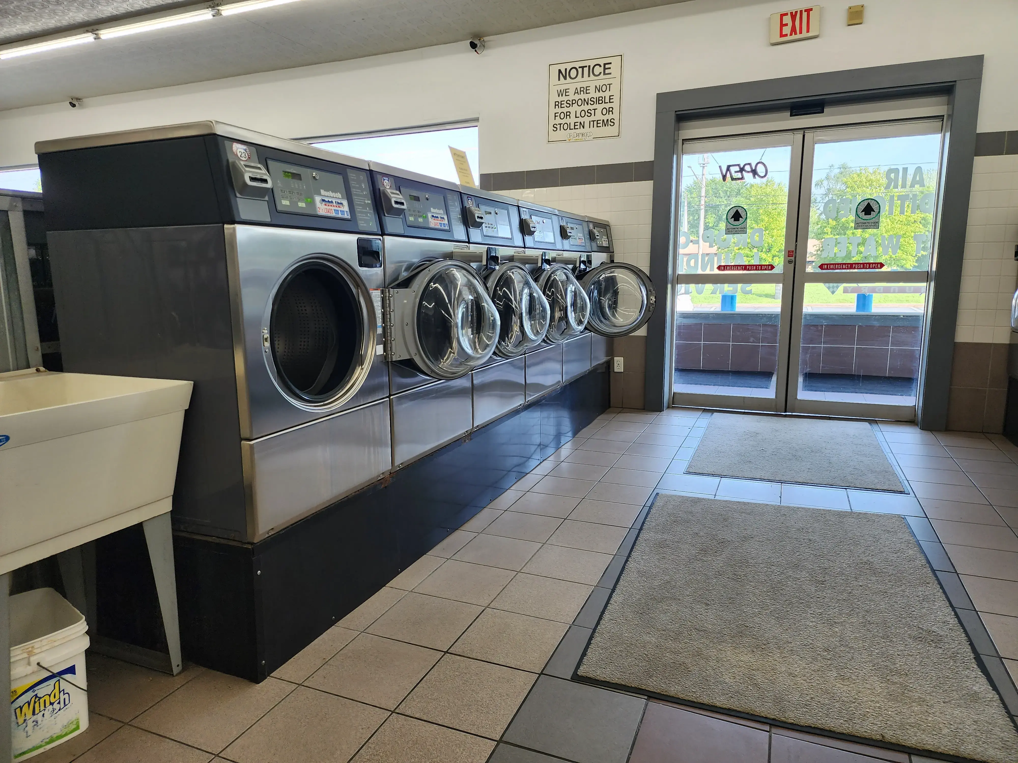 Finish Line Laundry location