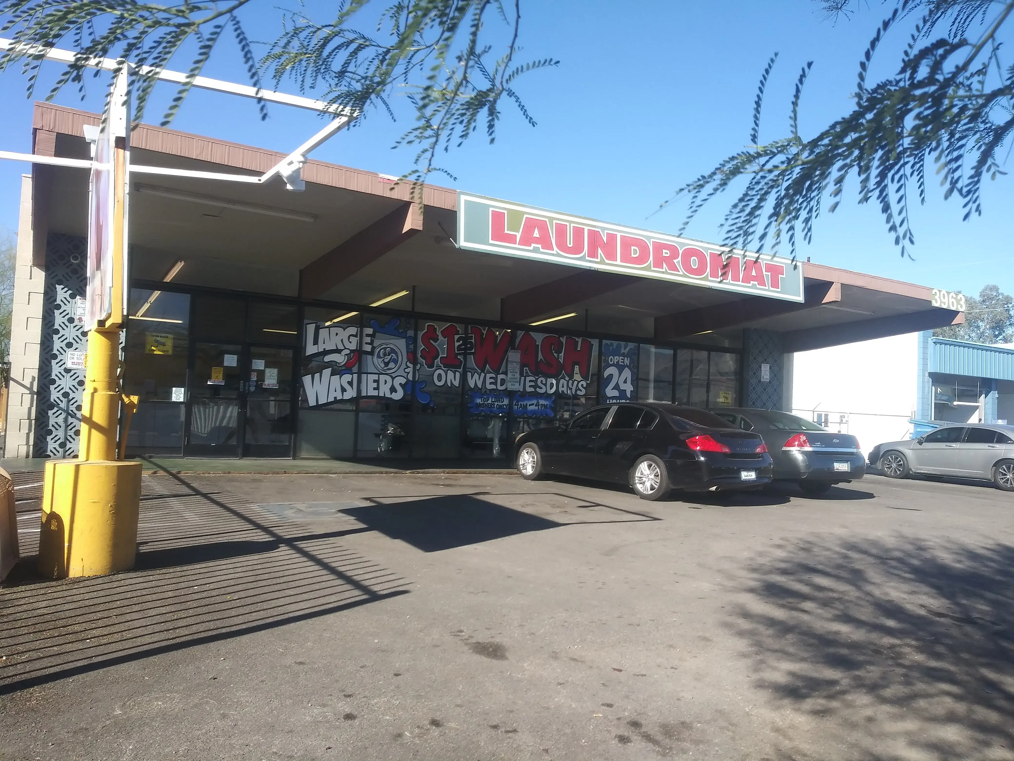 First Avenue Laundromat thumbnail 6