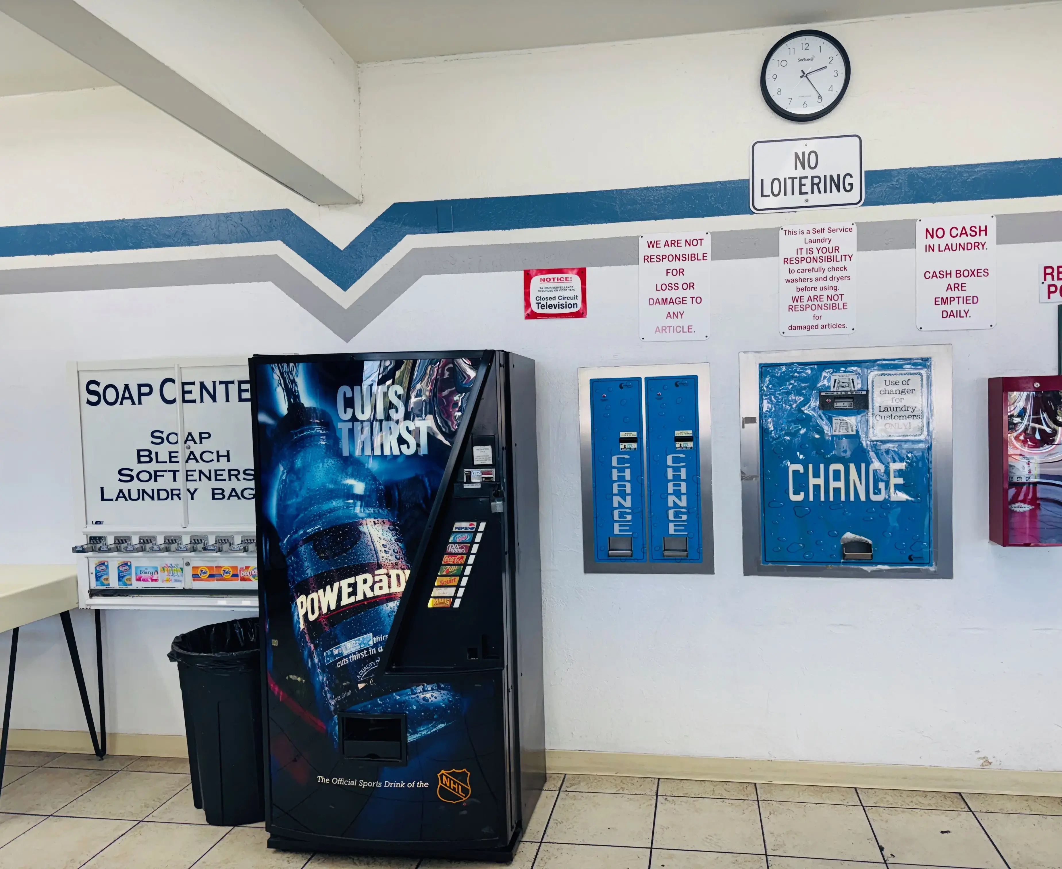 First Avenue Laundromat - Image 4