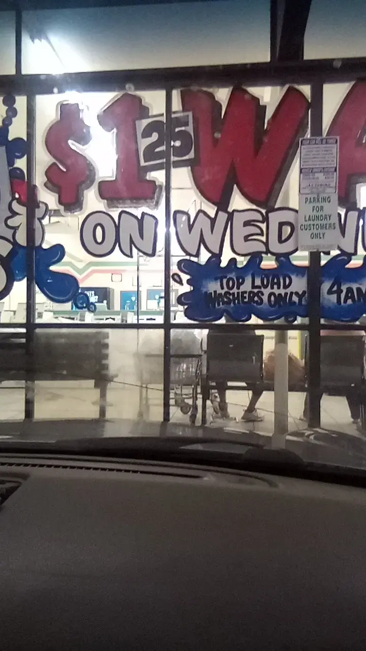 First Avenue Laundromat thumbnail 8