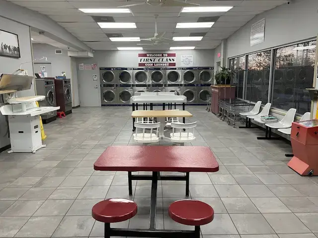 First Class Coin Laundry thumbnail 3