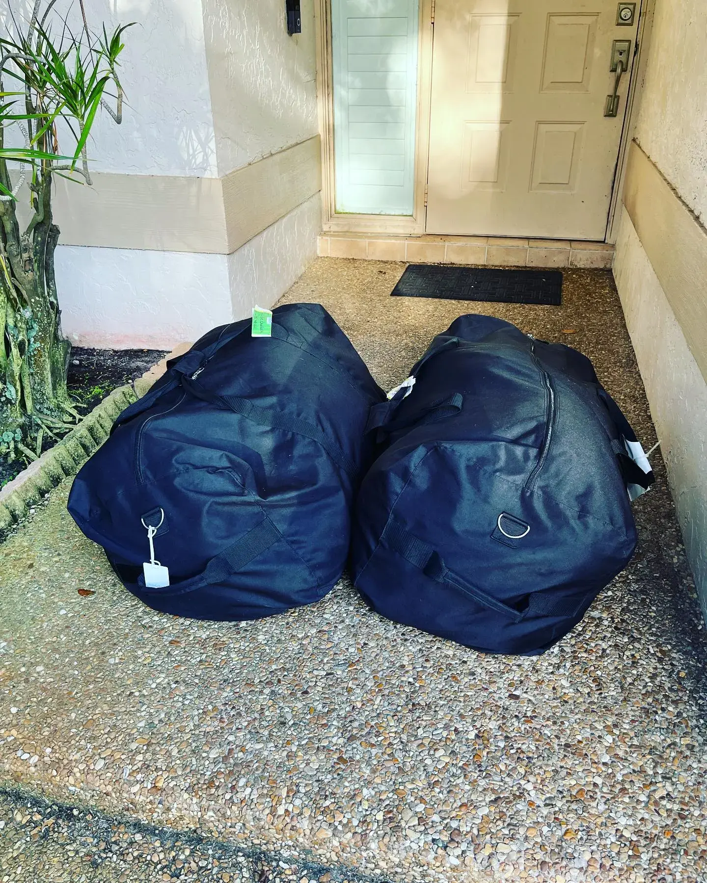 First Class Laundry Services - Image 2