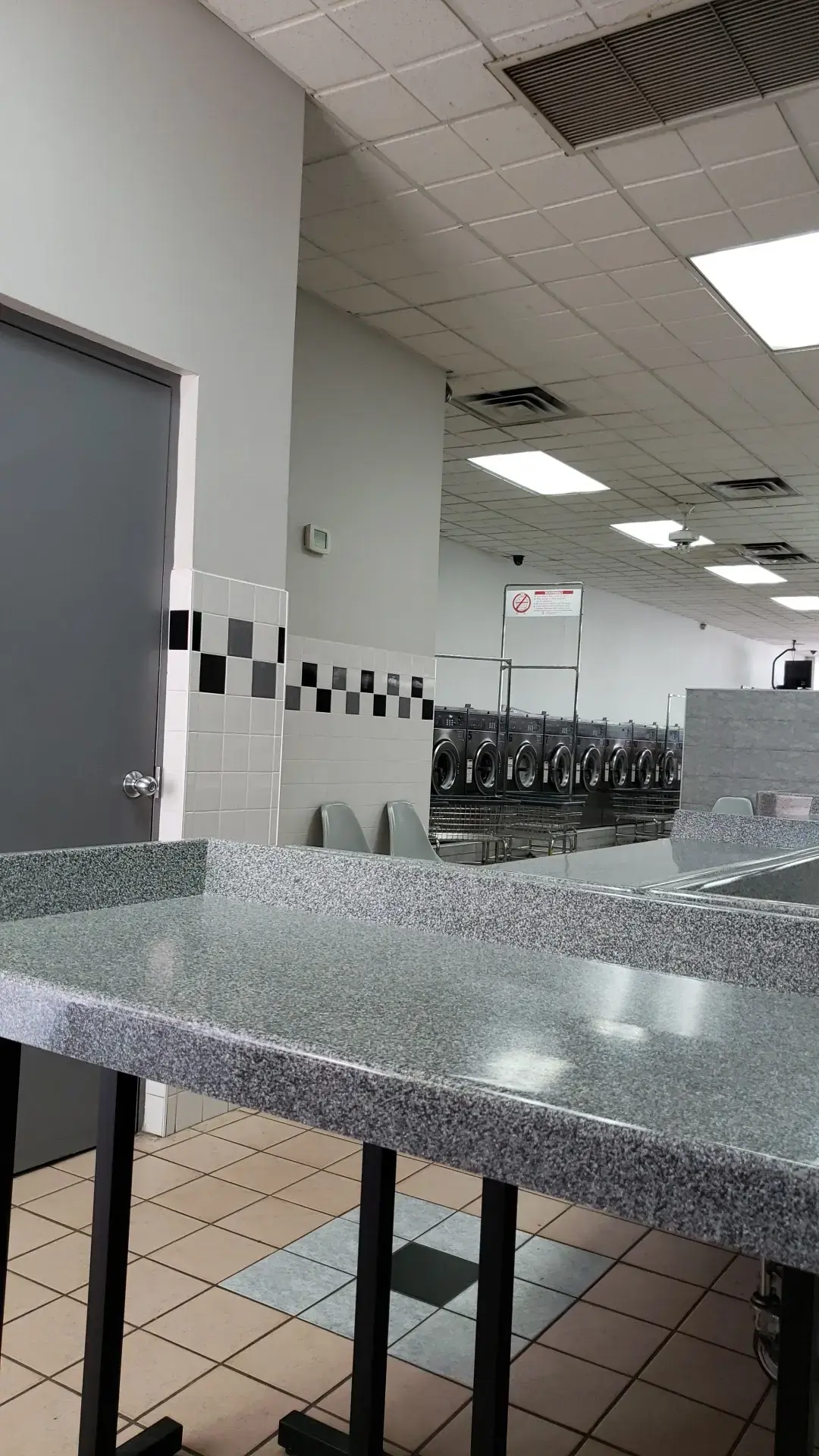 First Street Laundromat thumbnail 11