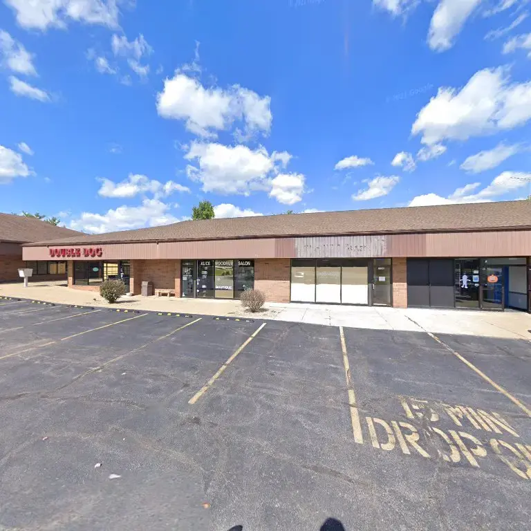 Fishcreek Plaza - Image 6