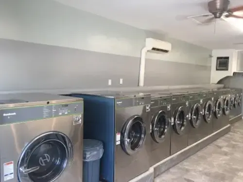 Five Star Laundry thumbnail 10