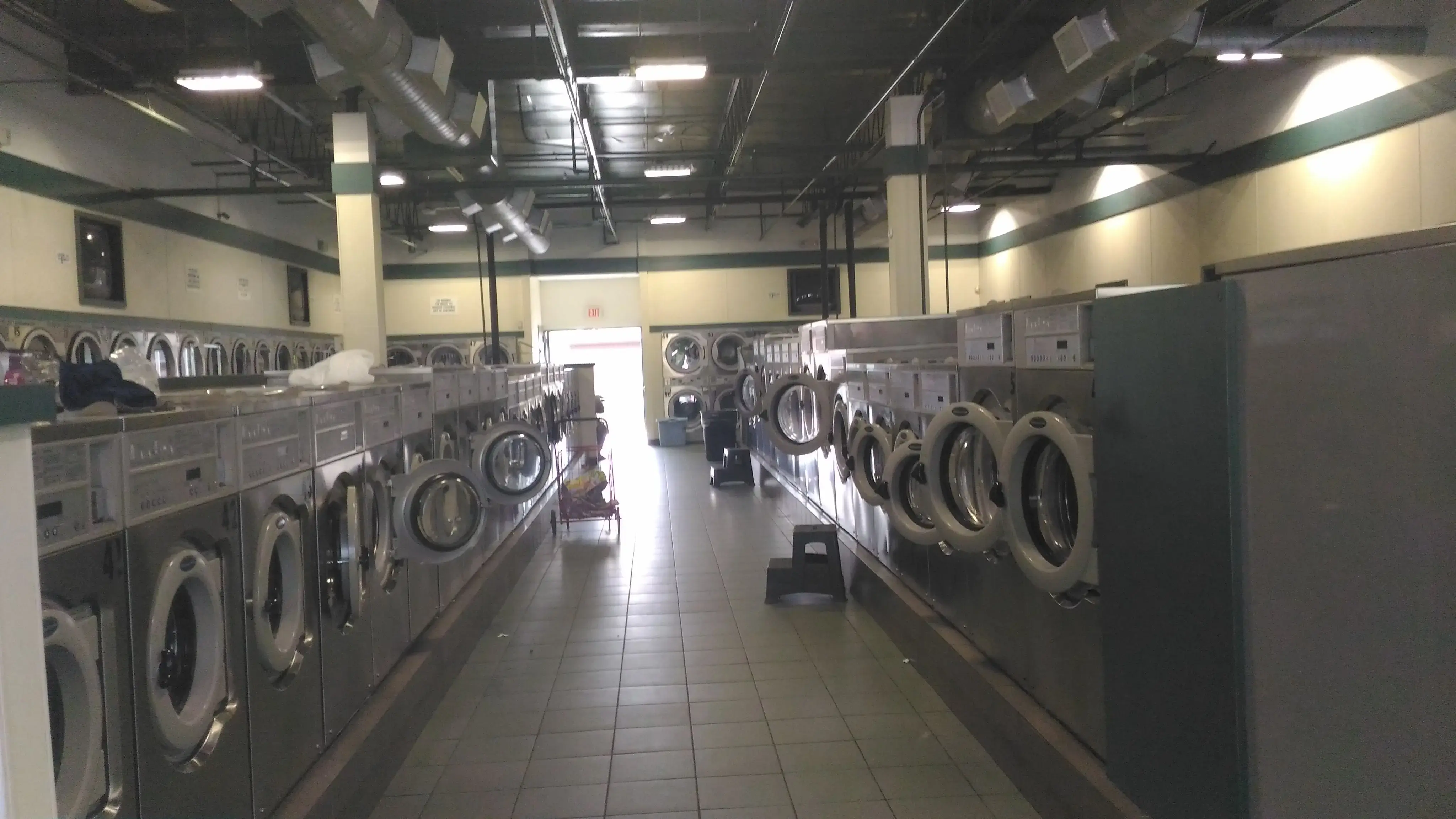 FJM Laundromat of Bethpage - Image 3