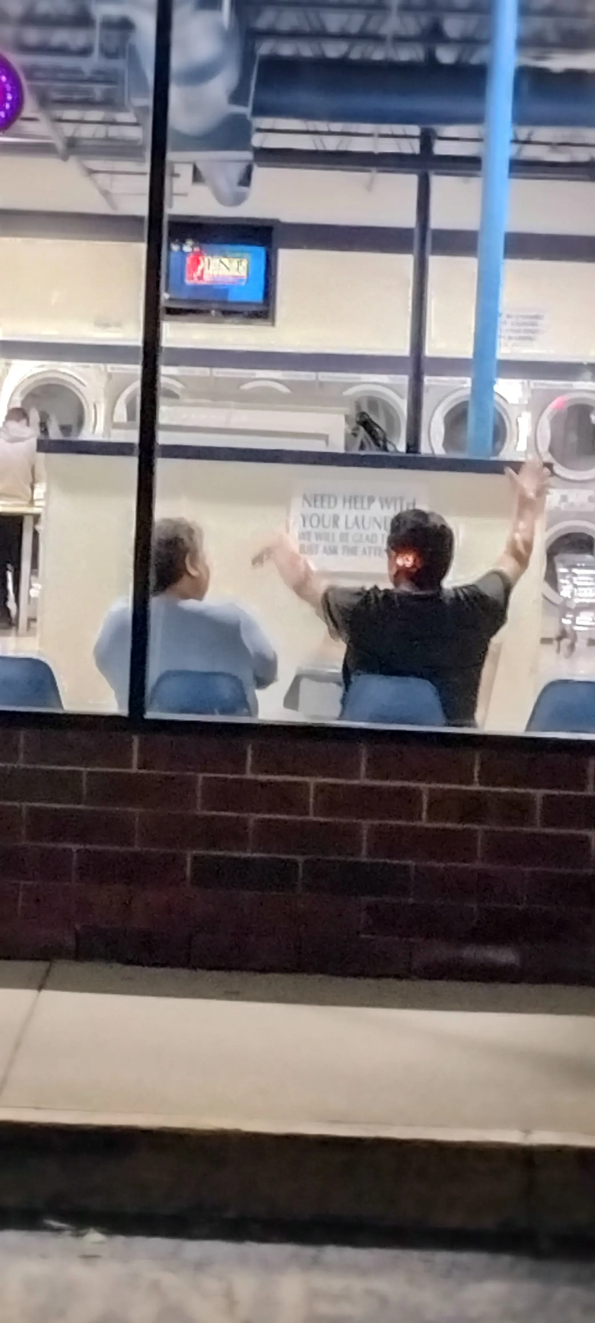 FJM Laundromat of Holbrook thumbnail 5