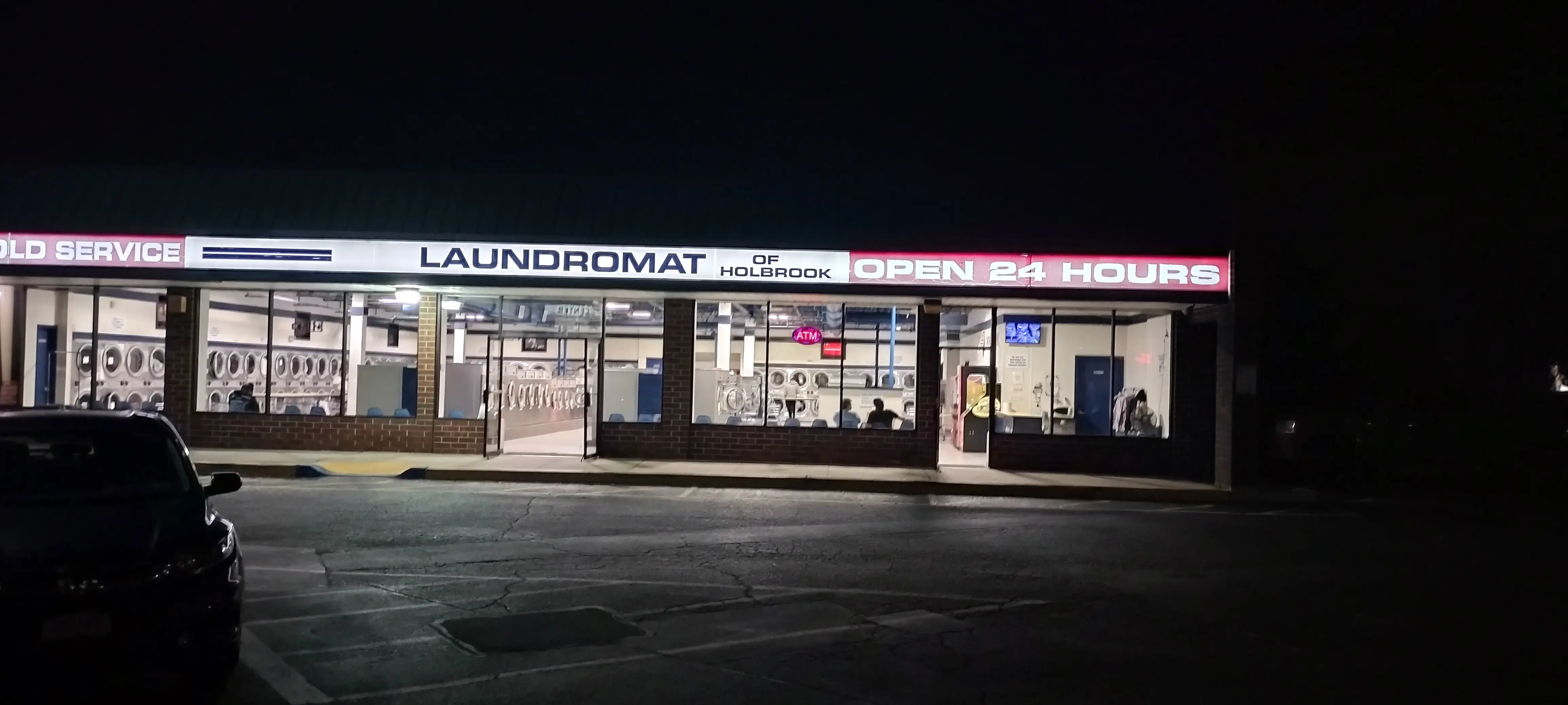 FJM Laundromat of Holbrook - Image 2
