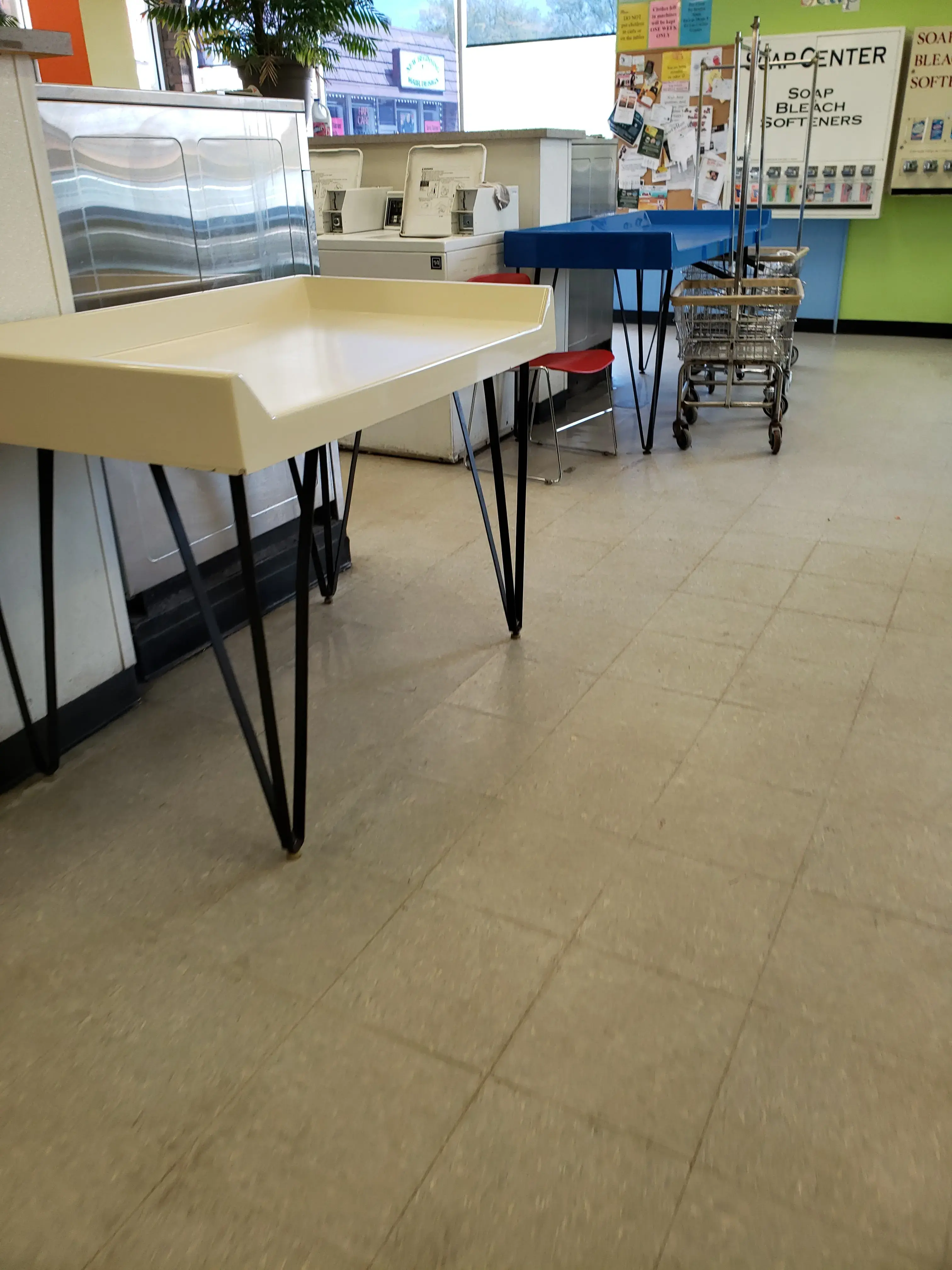 Flamingo Laundry - Image 15