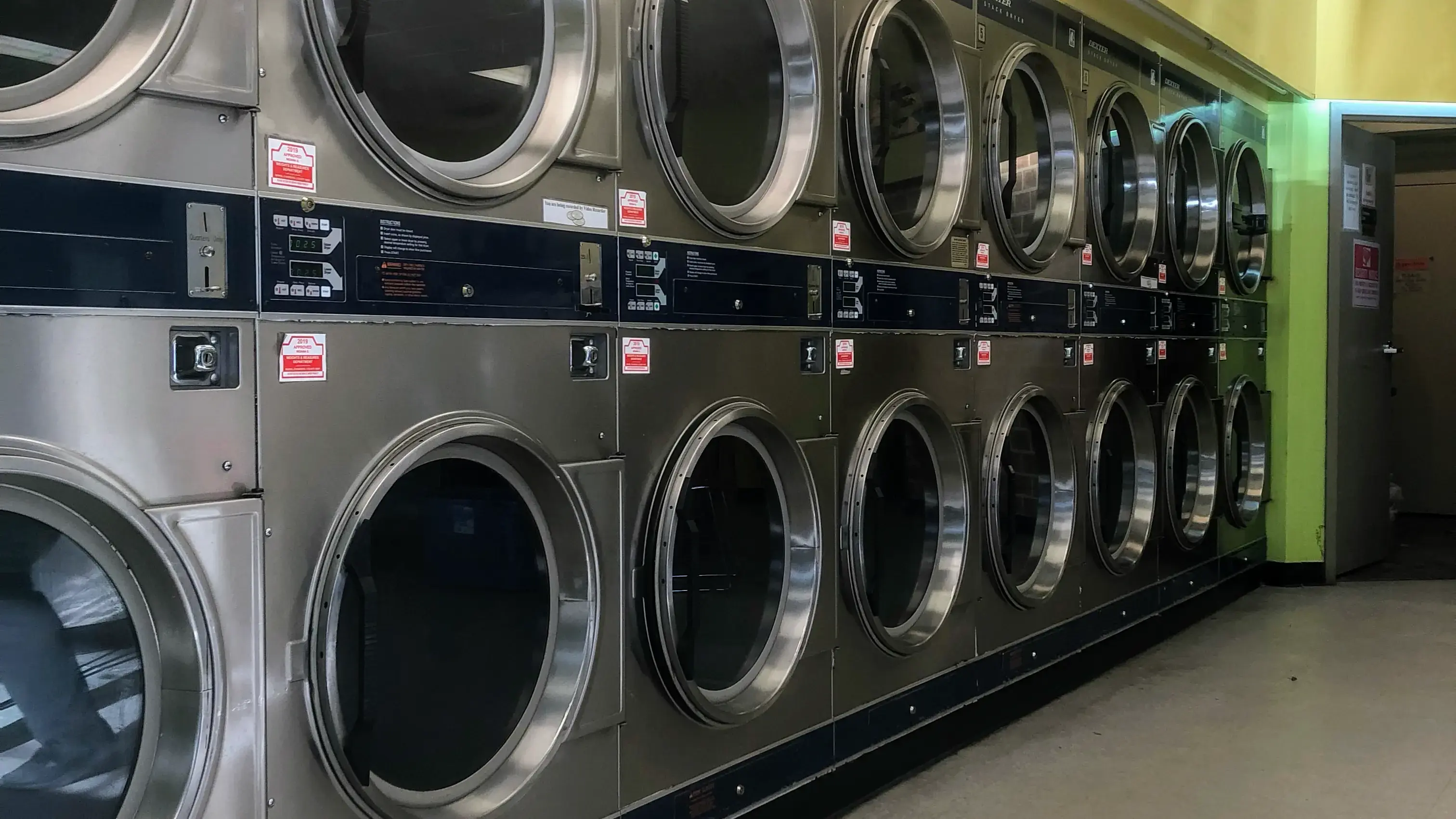 Flamingo Laundry location