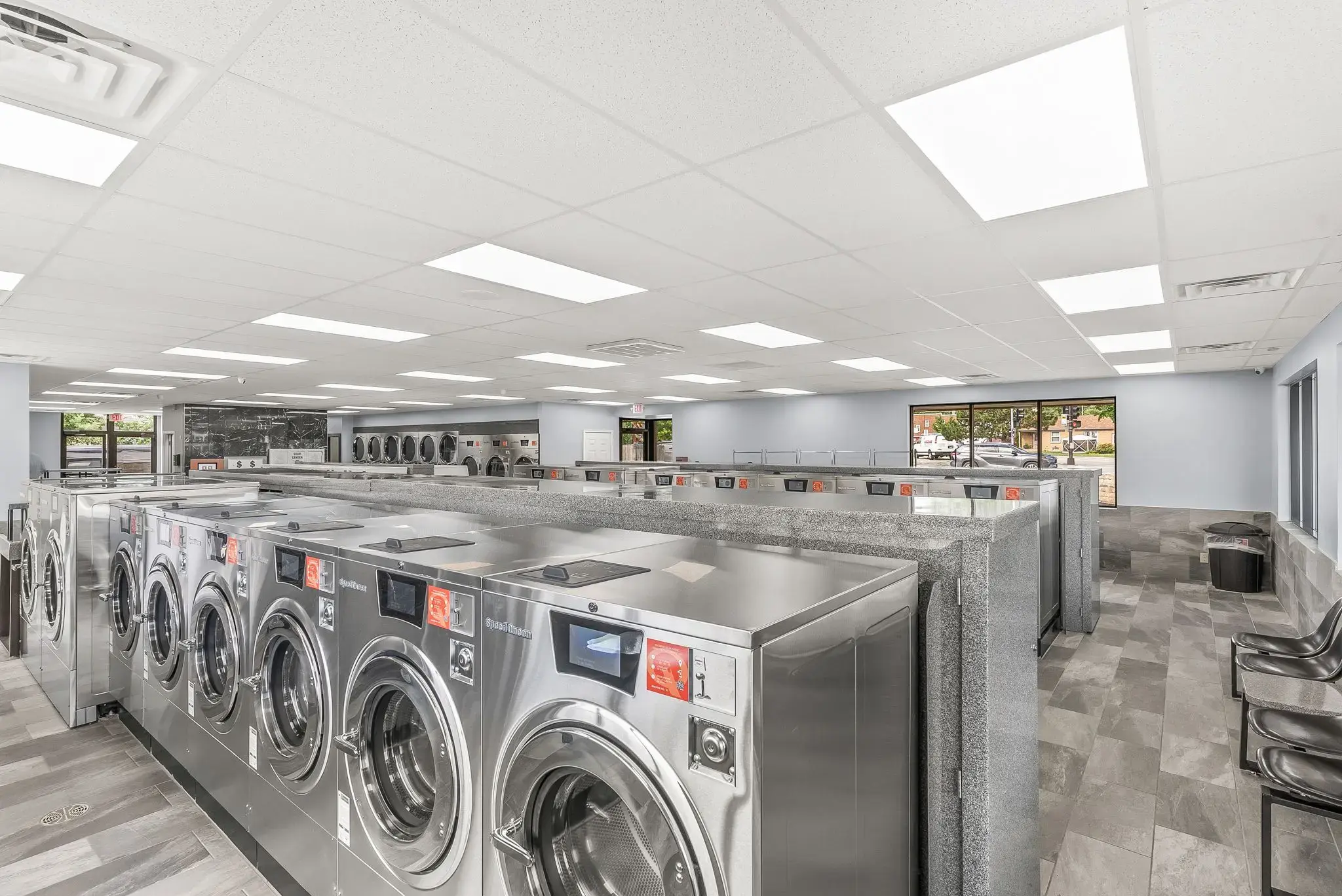 Flash Laundromat West Allis thumbnail 2