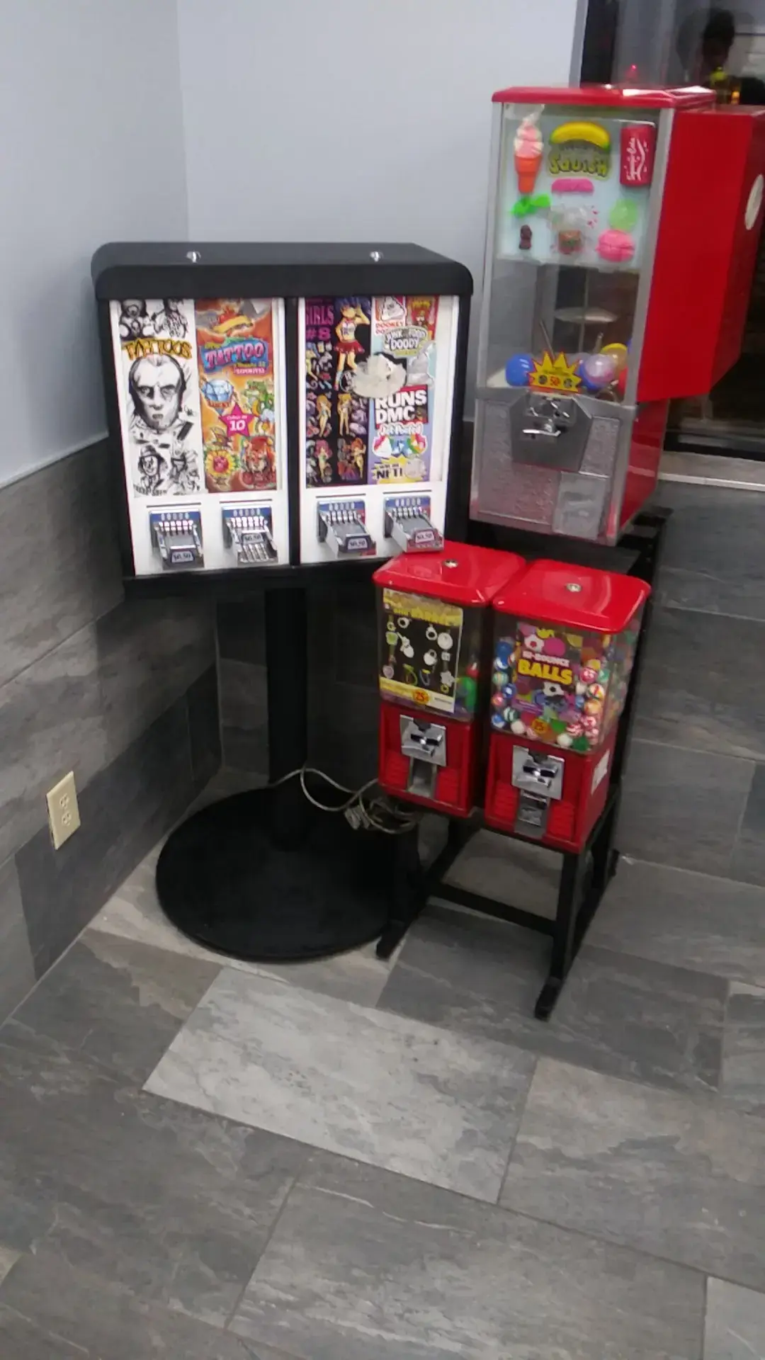 Flash Laundromat West Allis thumbnail 14