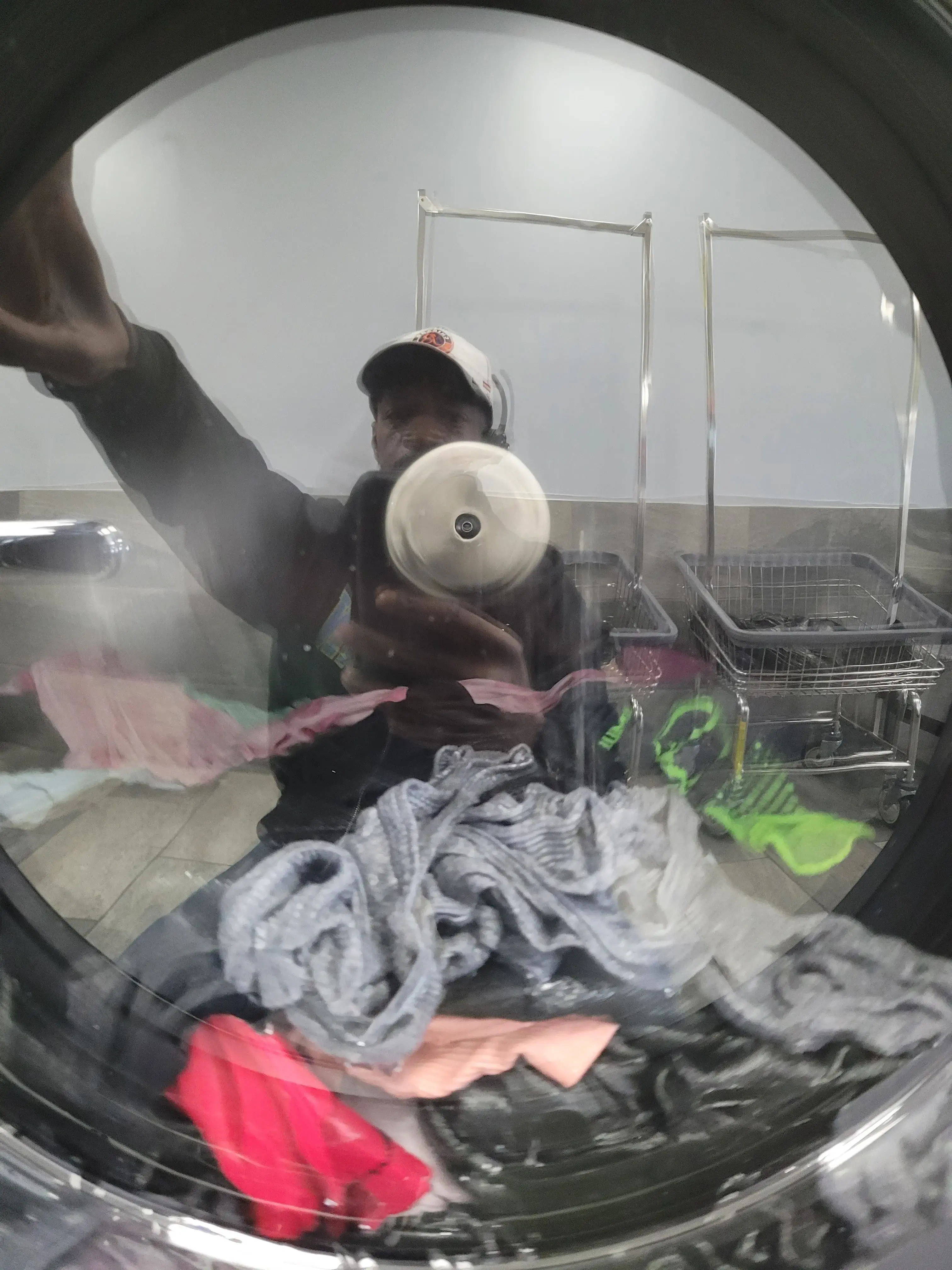 Flash Laundromat West Allis - Image 15