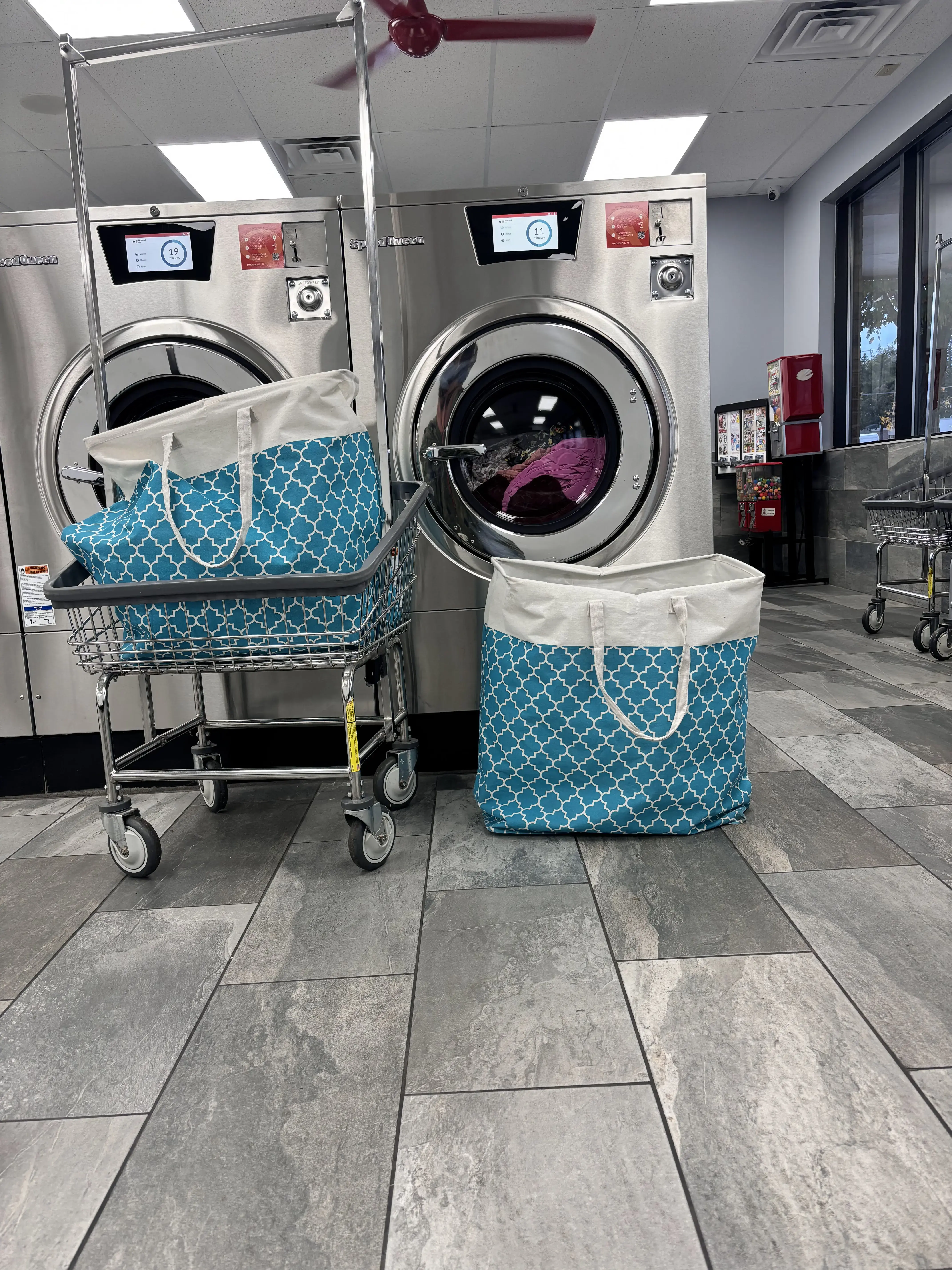 Flash Laundromat West Allis - Image 6