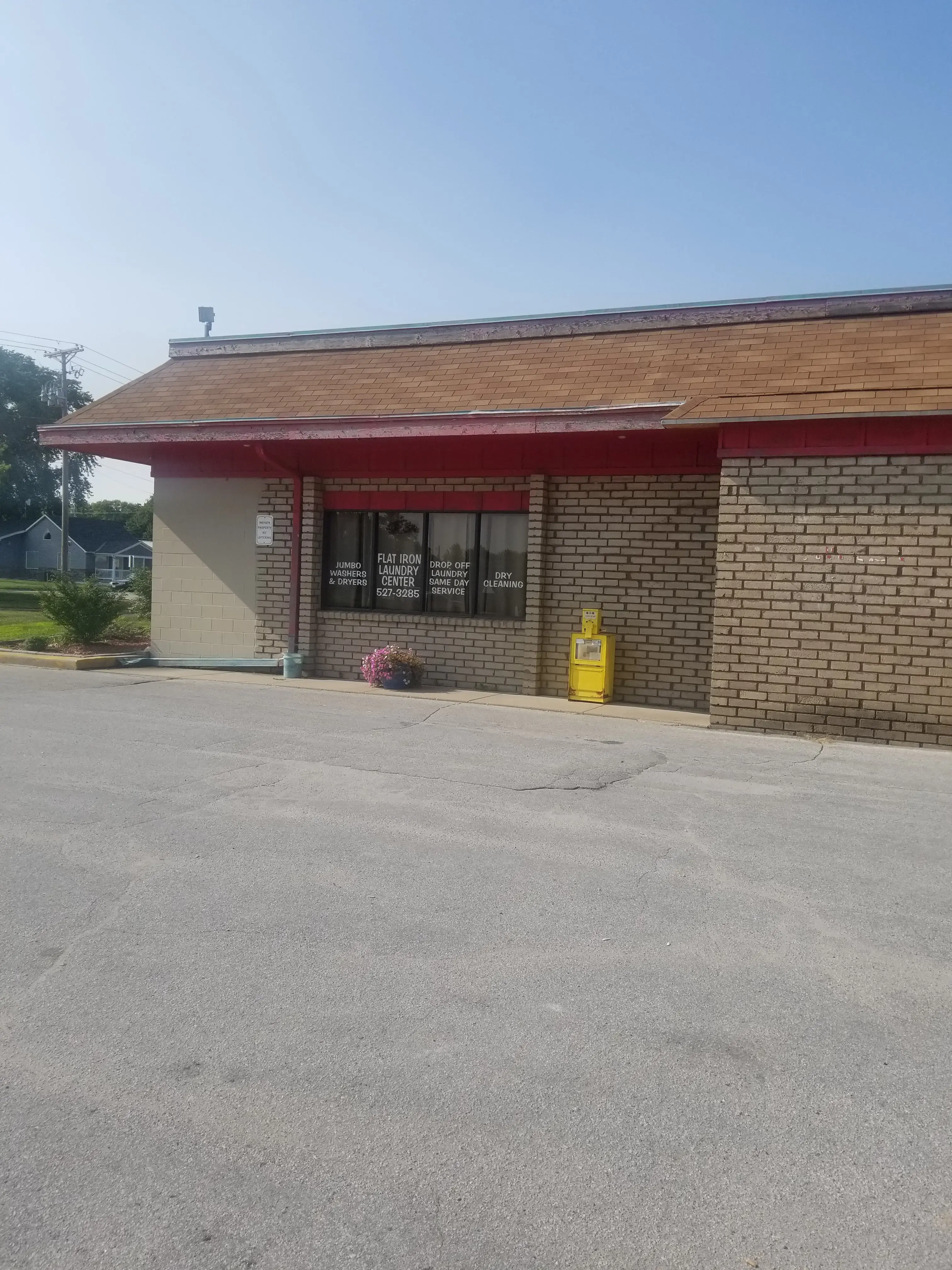 Flat Iron Laundry Center - Image 19