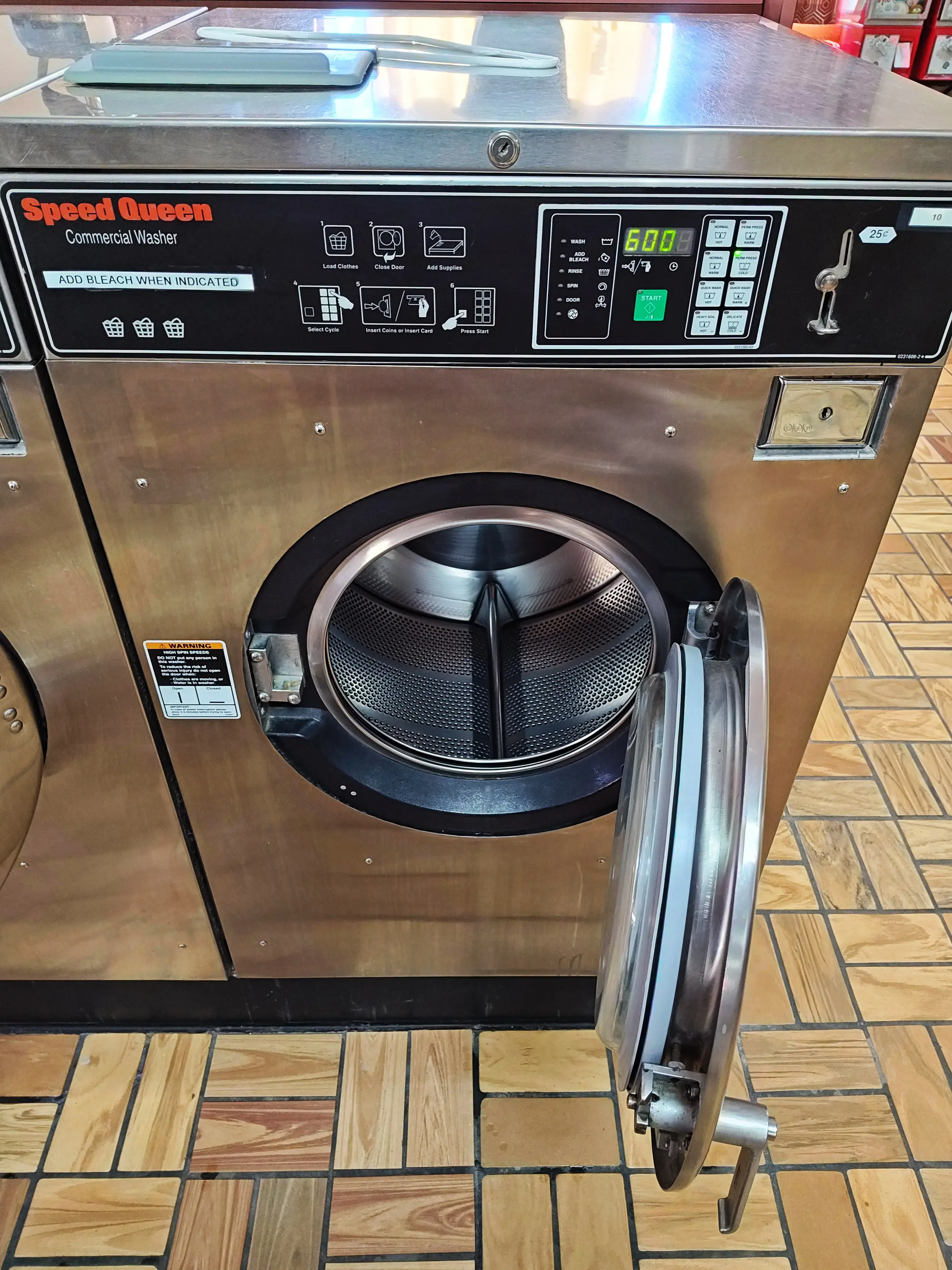 Flat Iron Laundry Center thumbnail 6