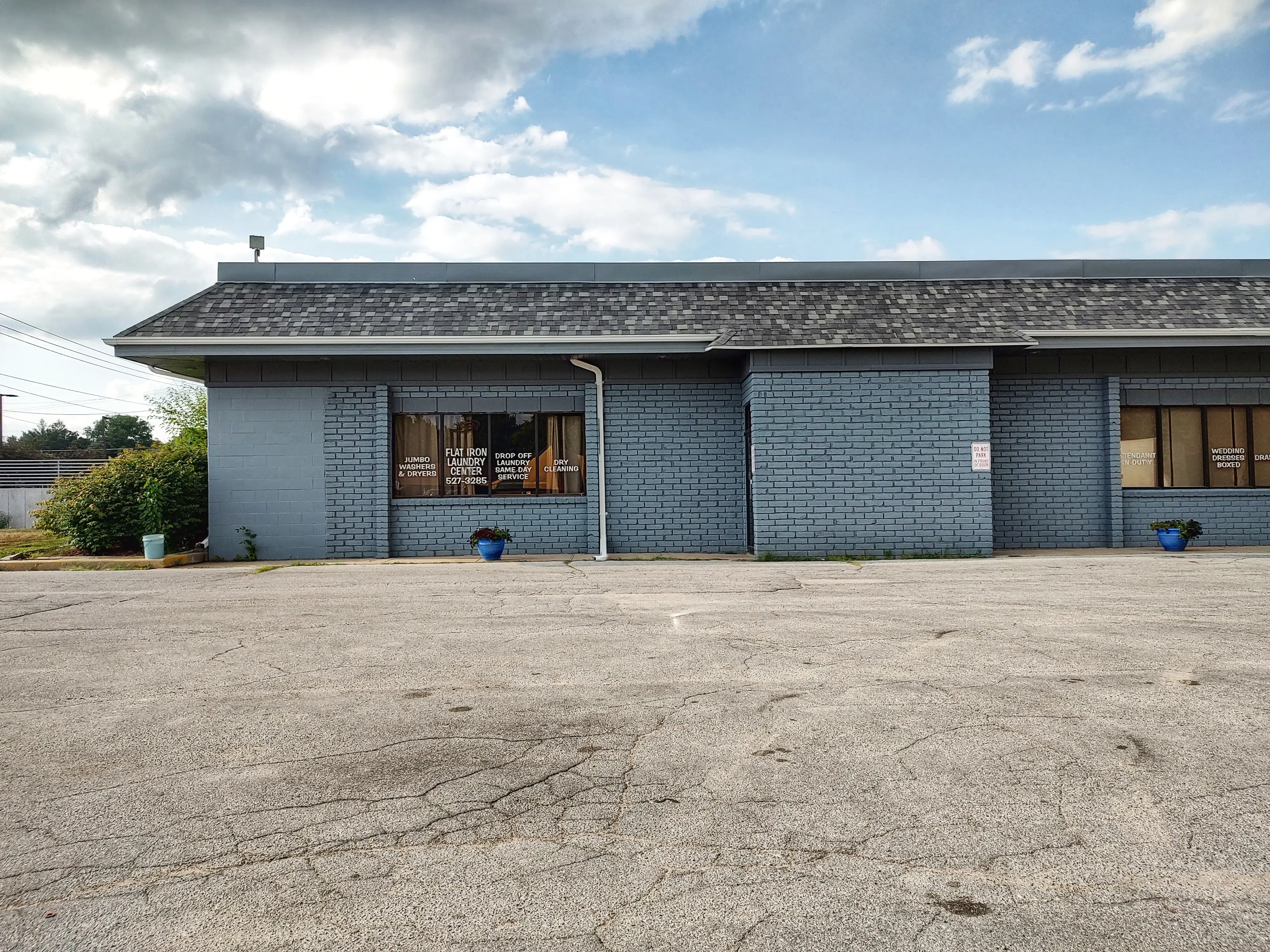 Flat Iron Laundry Center - Image 12