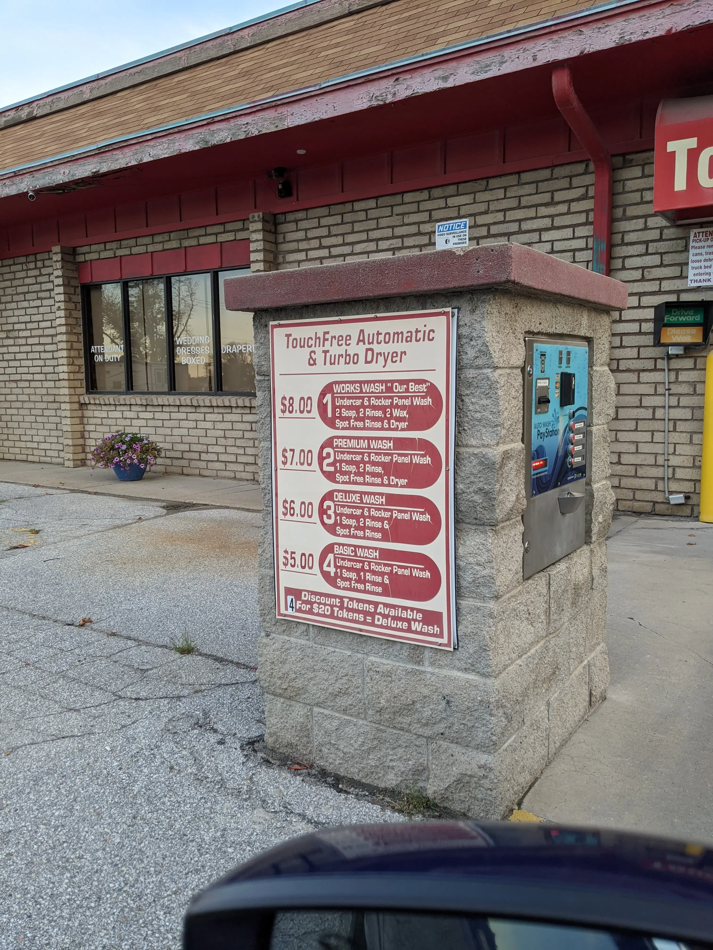 Flat Iron Laundry Center - Image 17