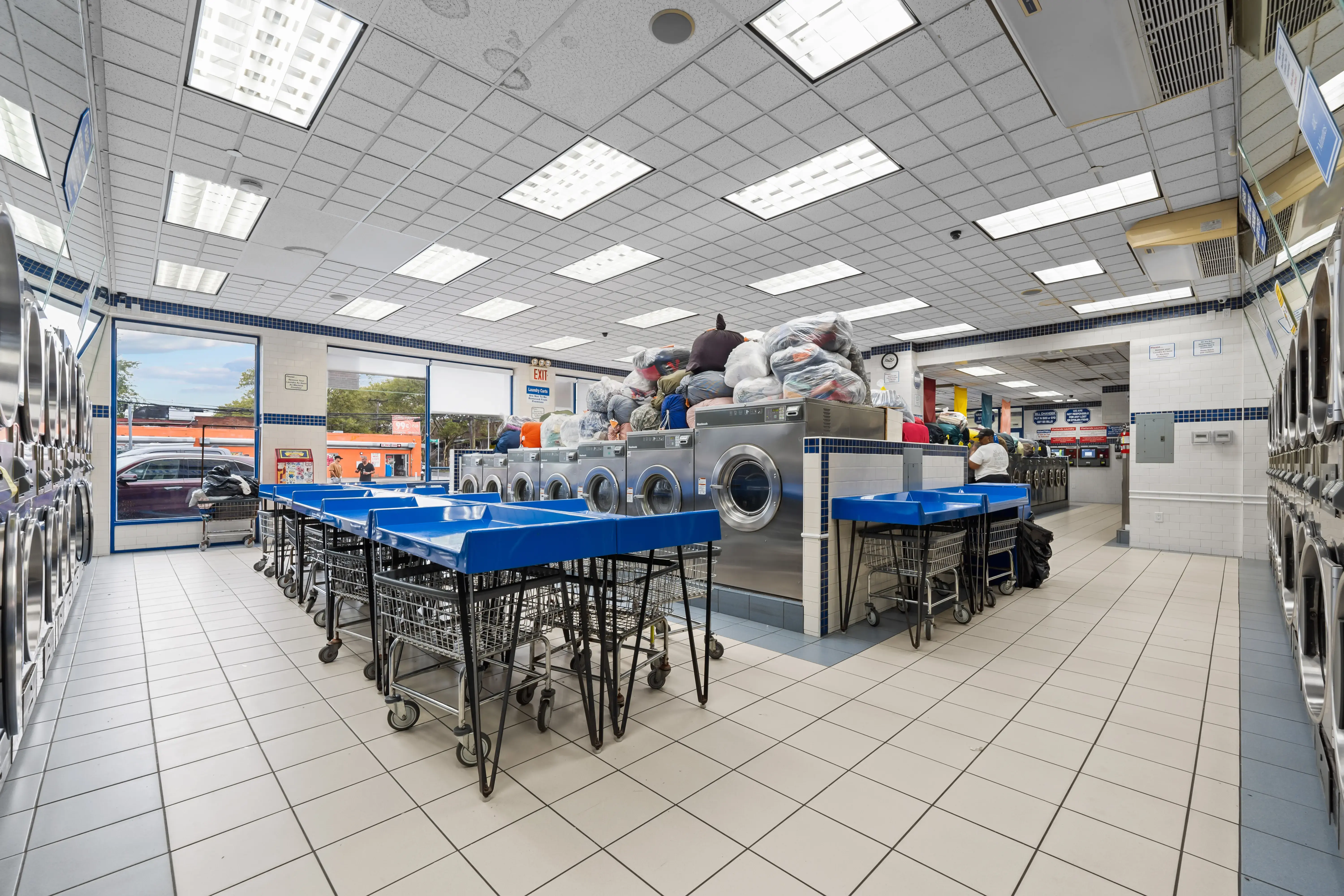 Flatlands Laundromat & Wash and Fold - Image 3