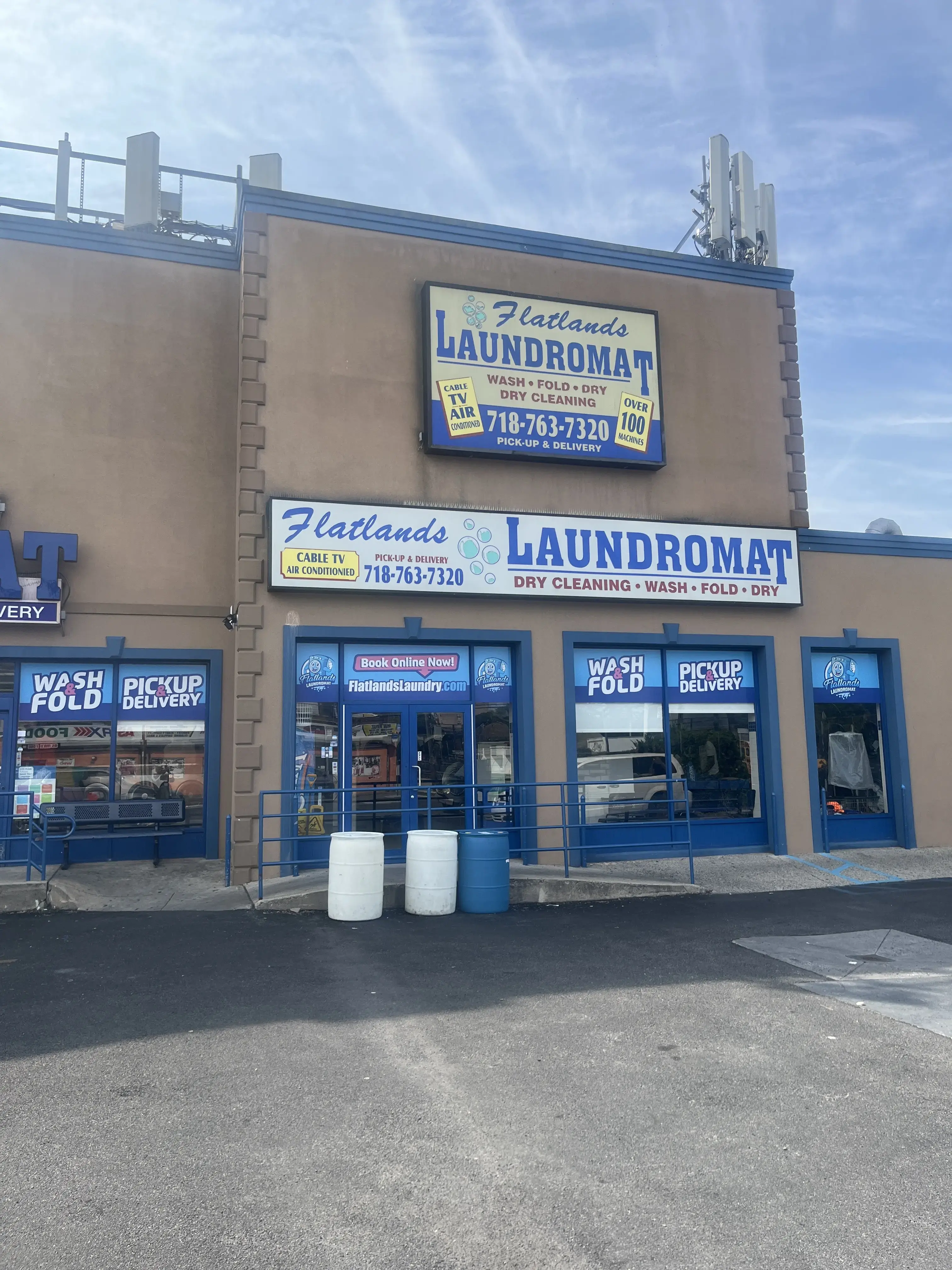 Flatlands Laundromat & Wash and Fold thumbnail 16