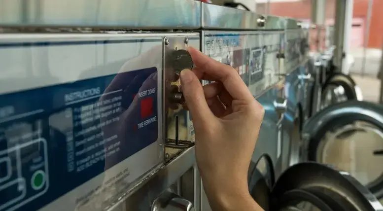 Fleetwood Laundry & Dry Cleaners - Laundromat thumbnail 6