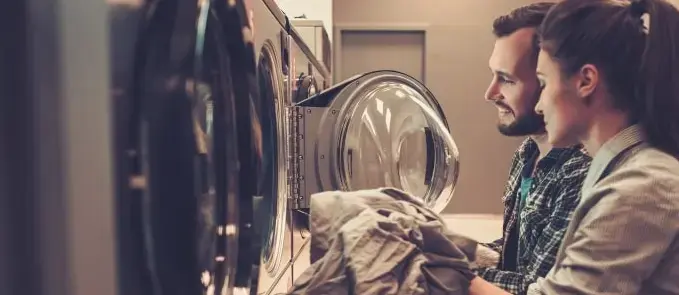 Fleetwood Laundry & Dry Cleaners - Laundromat thumbnail 9