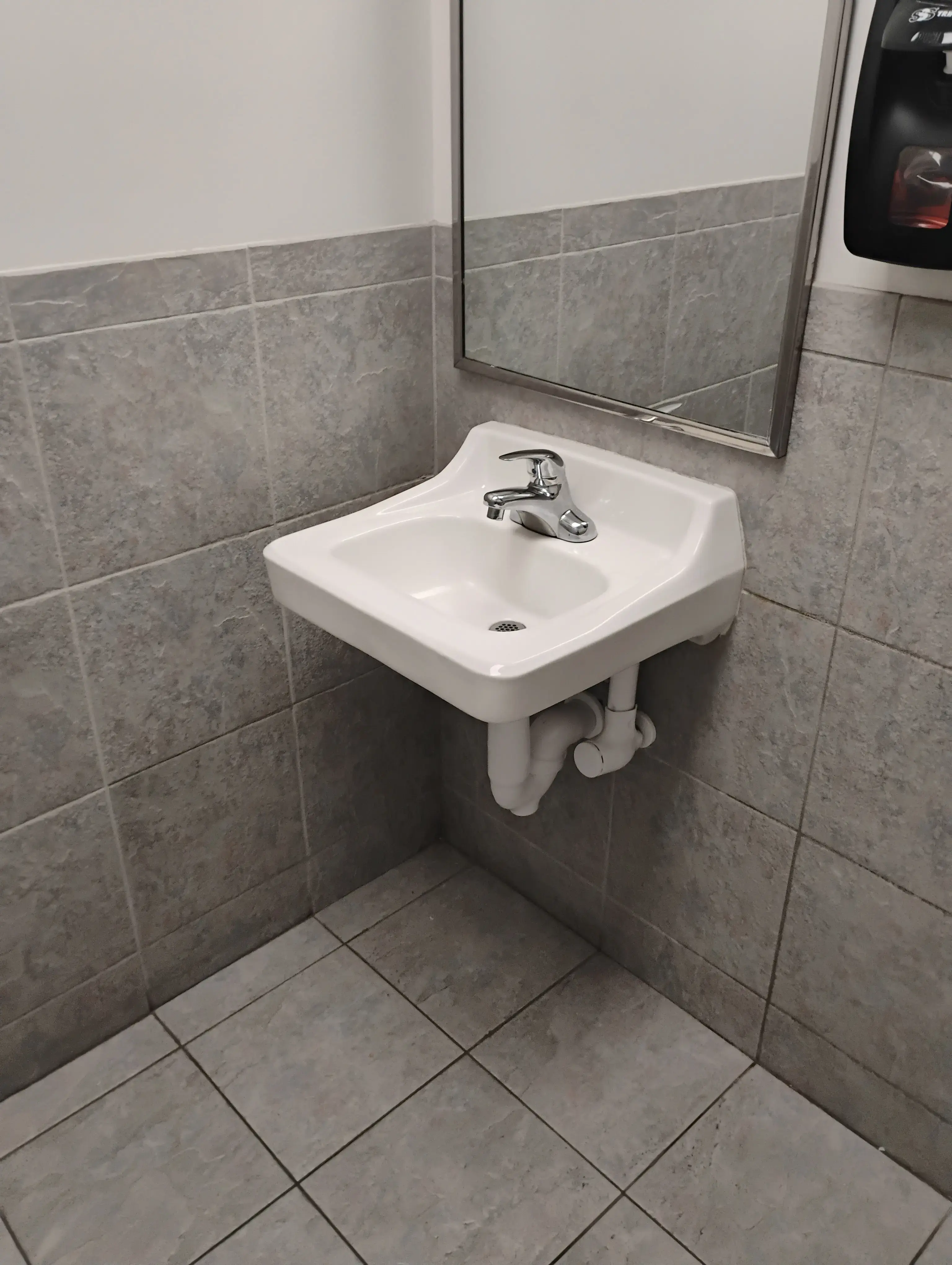 Flo Laundry - Image 13