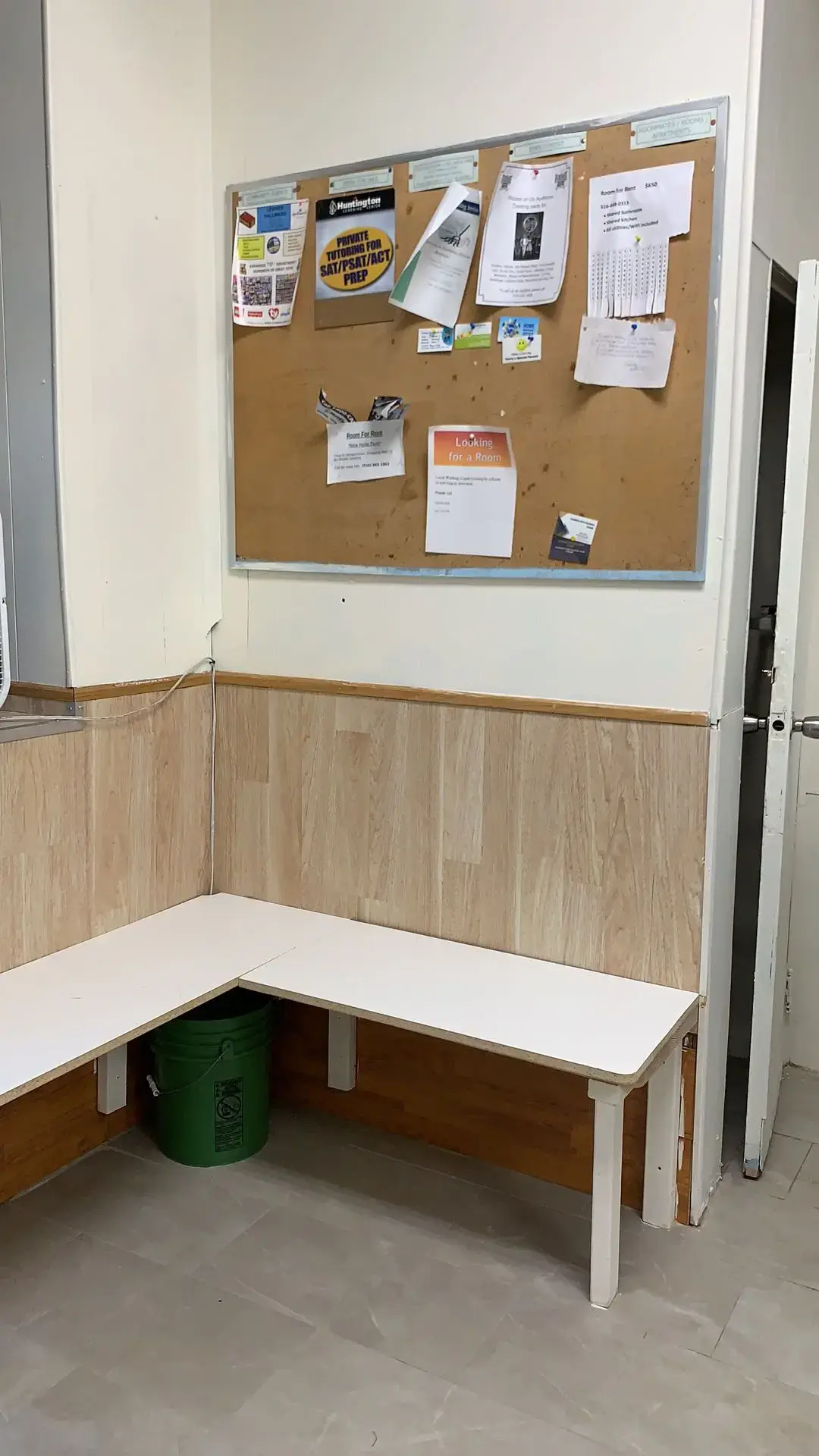 Floral Park Village Coin-Op Laundromat - Image 10