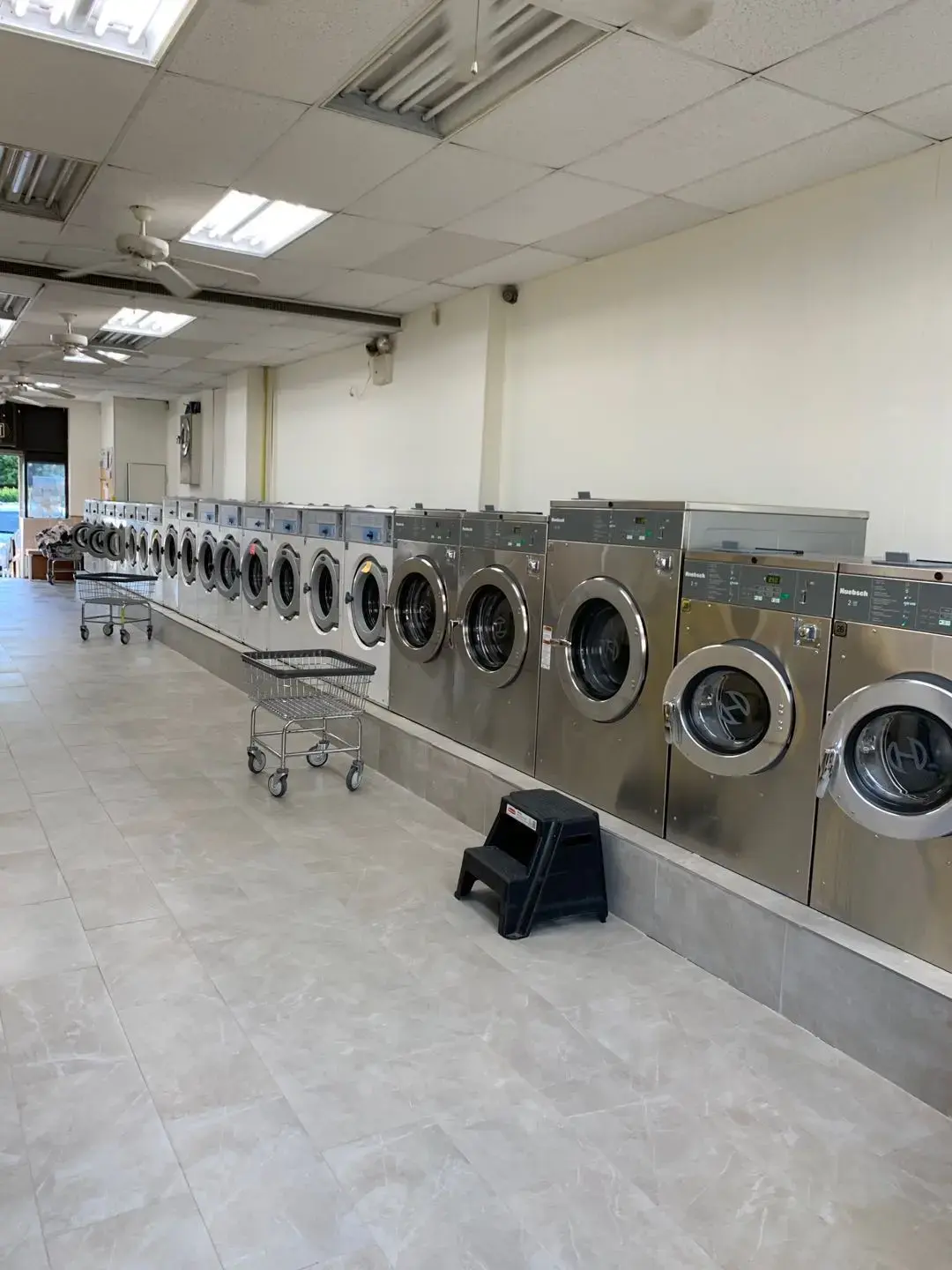 Floral Park Village Coin-Op Laundromat - Image 3