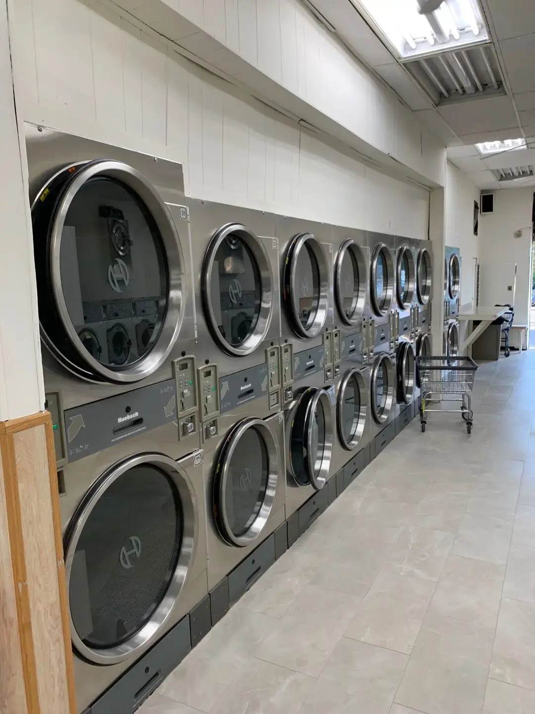 Floral Park Village Coin-Op Laundromat thumbnail 7