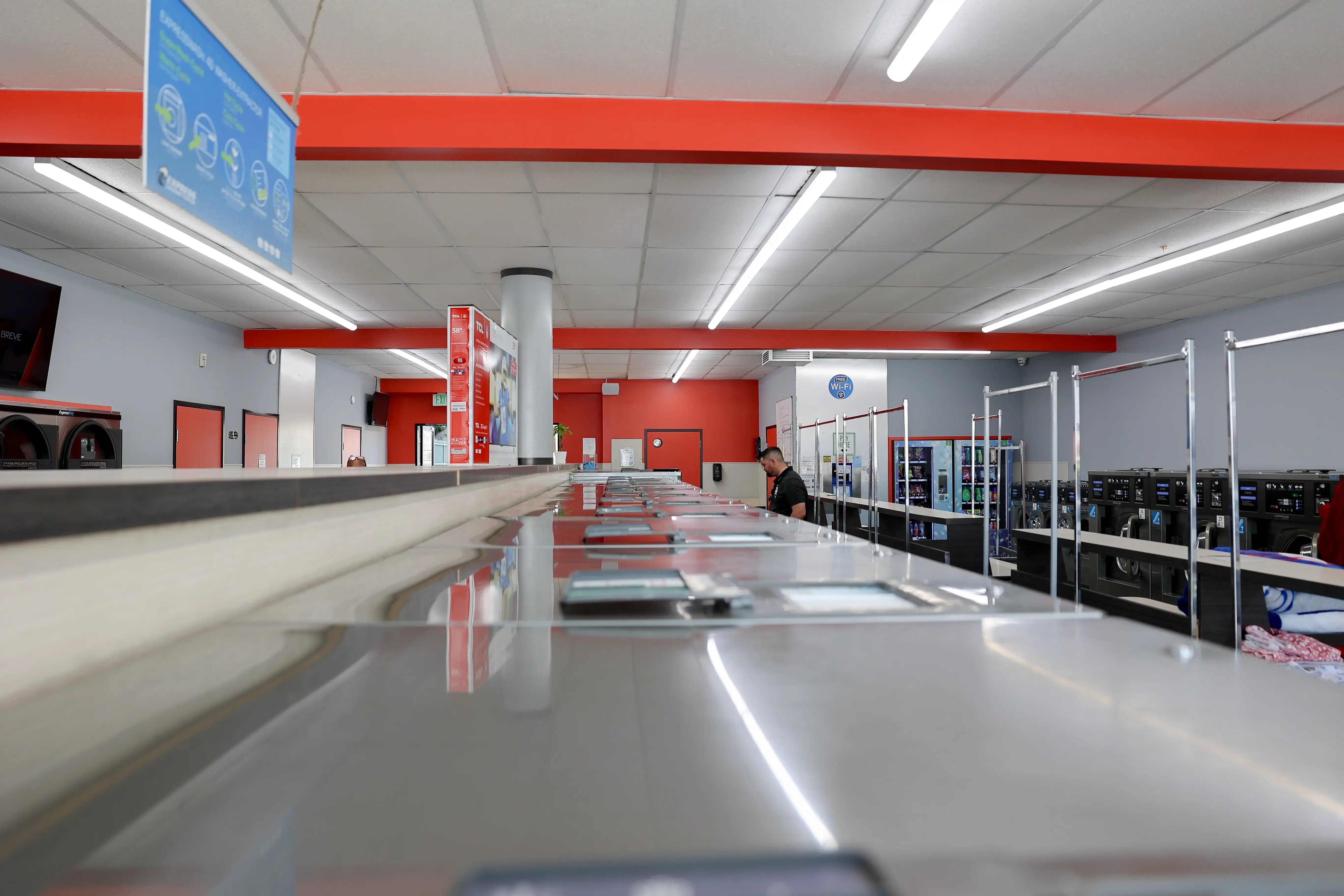 Florence Express Laundry - Image 14