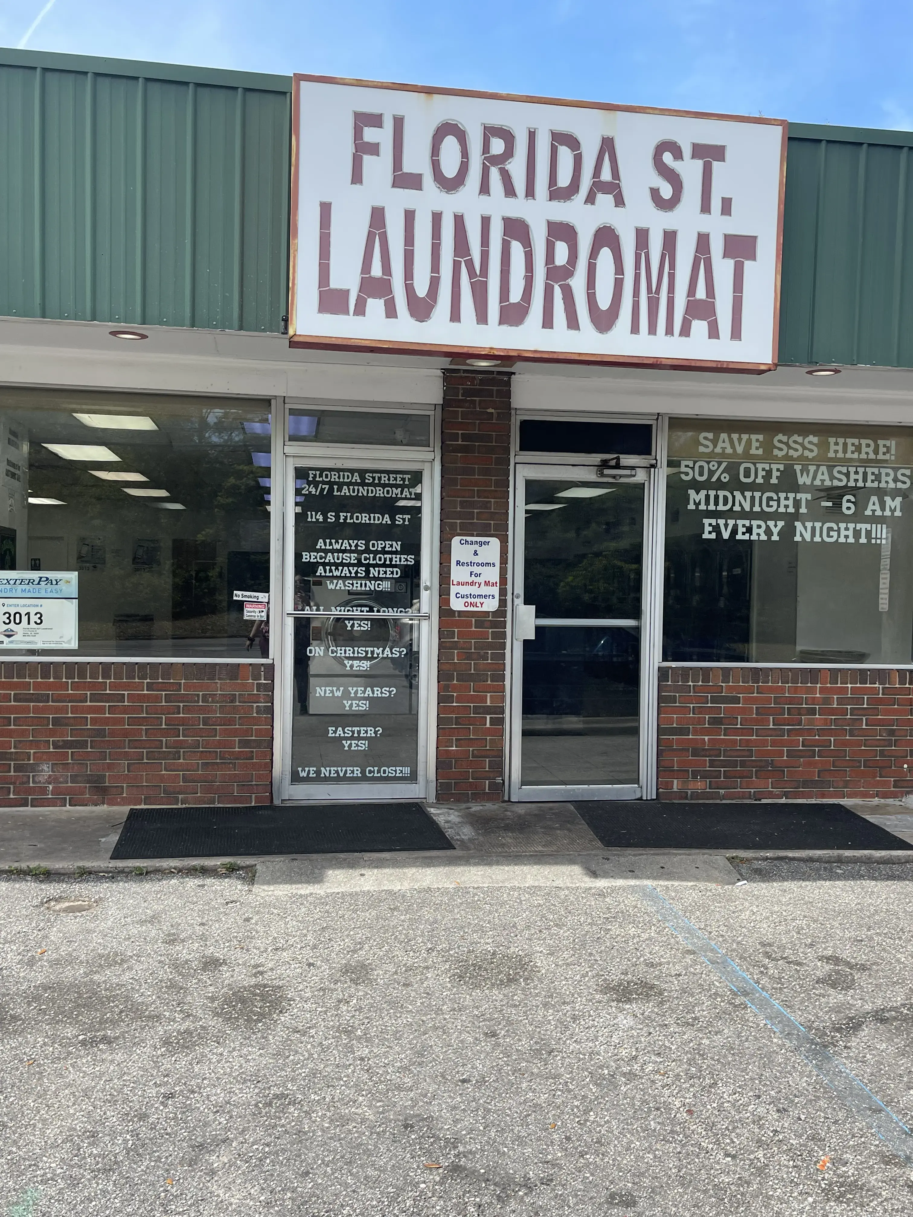 Florida Street 24/7 Laundromat - Image 16