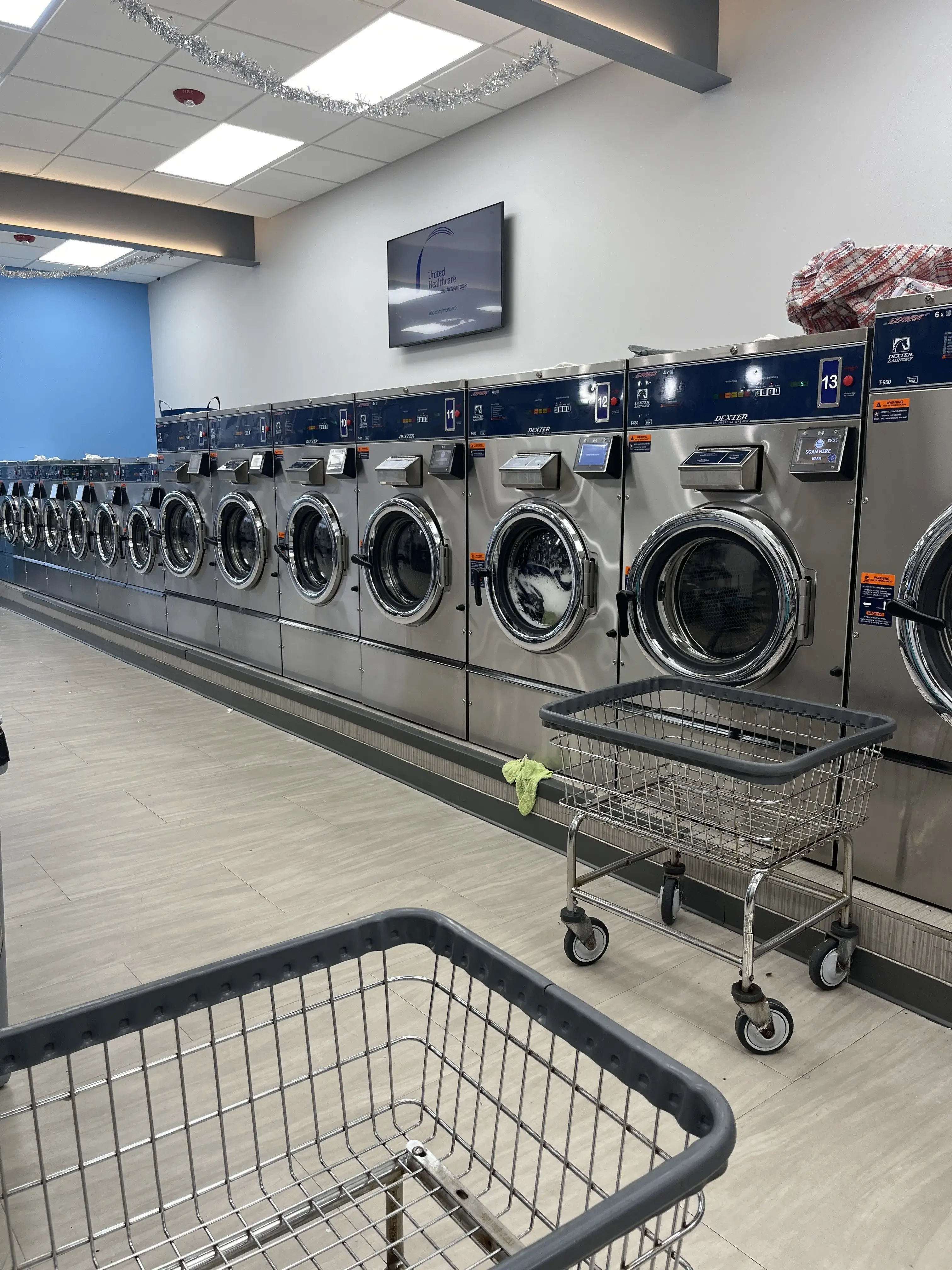 Fluff and Fold Laundry thumbnail 18