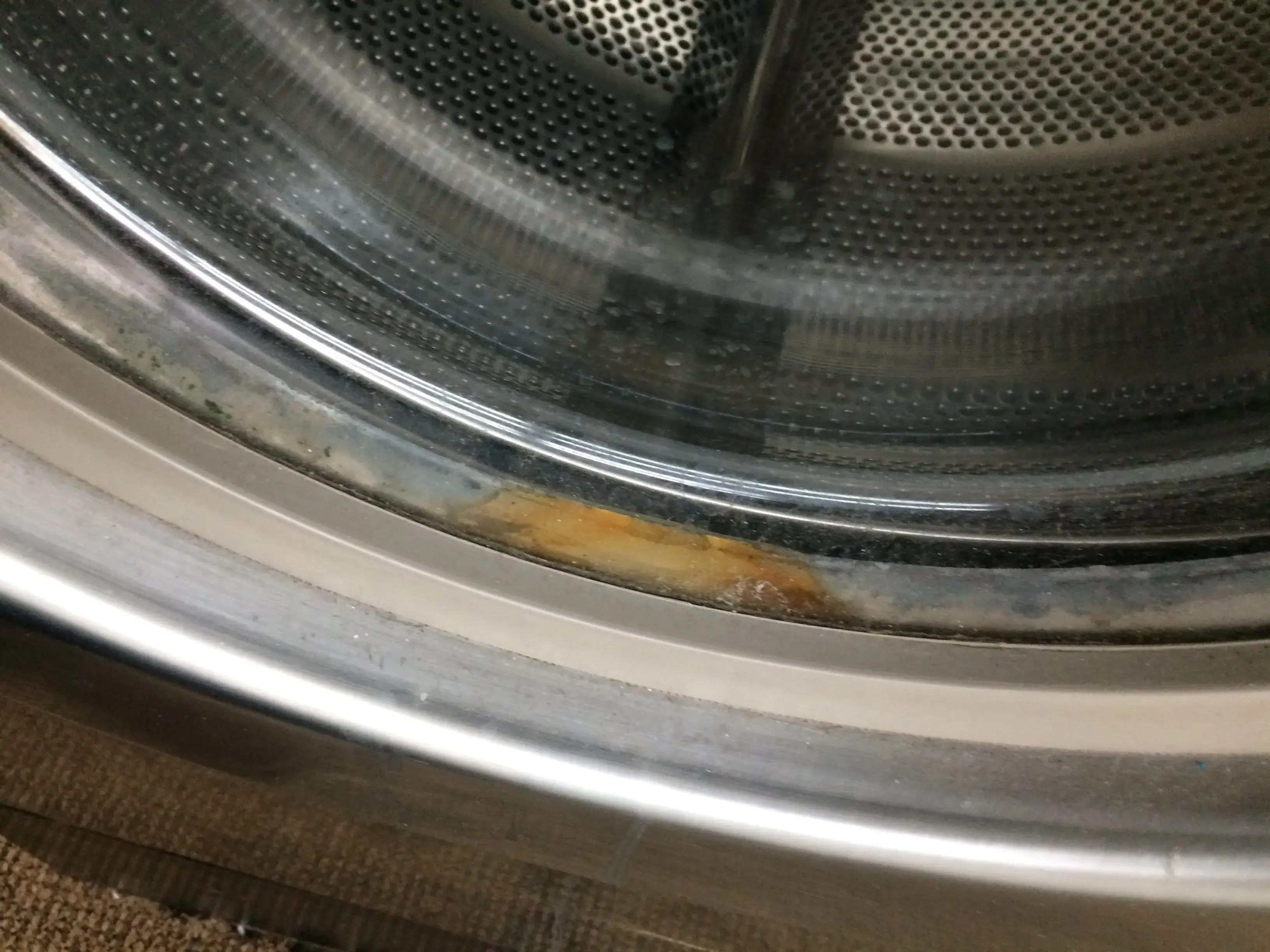 Fluff & Fold - Image 11