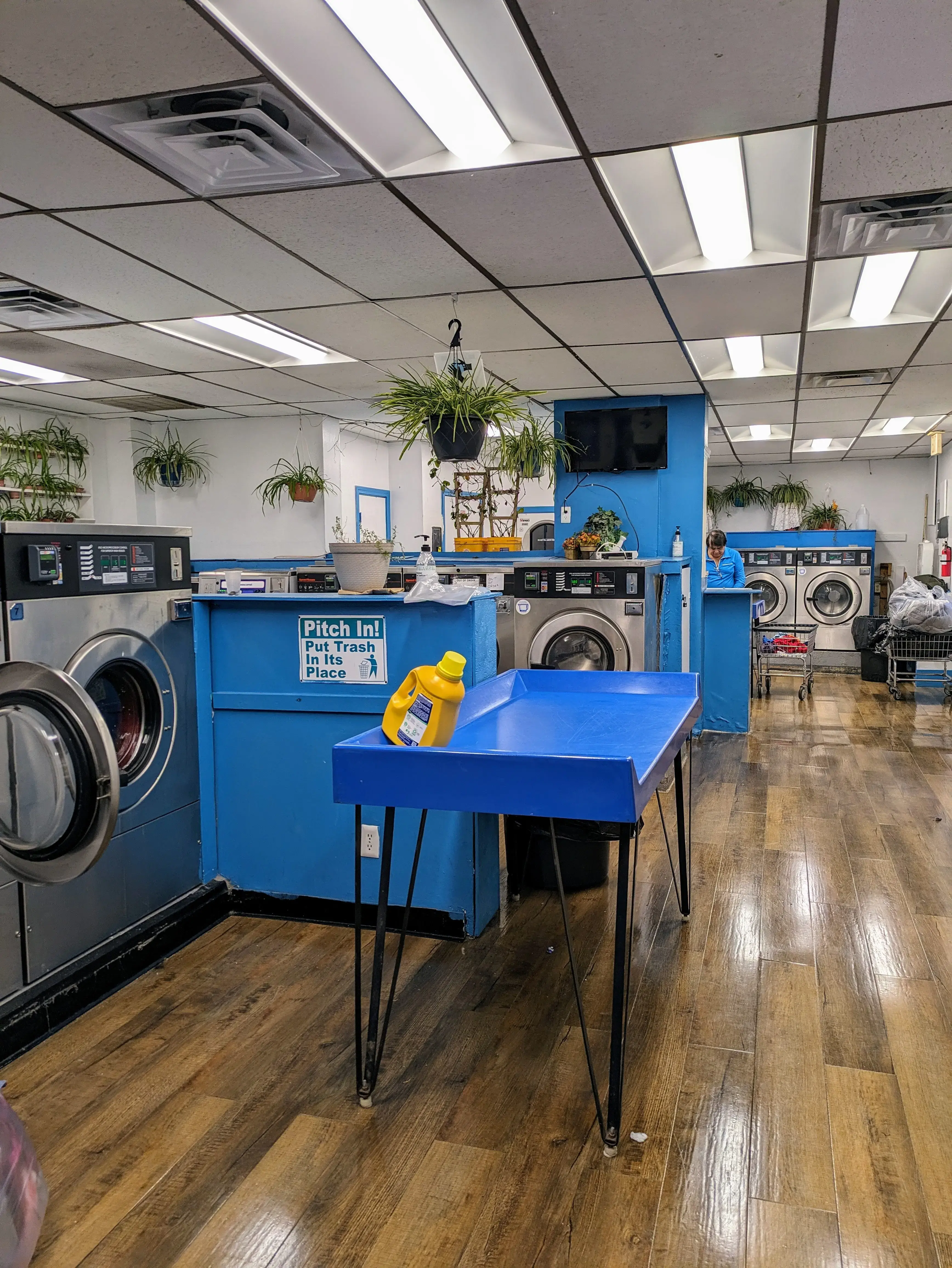 Fluff ‘n Fold - Image 4