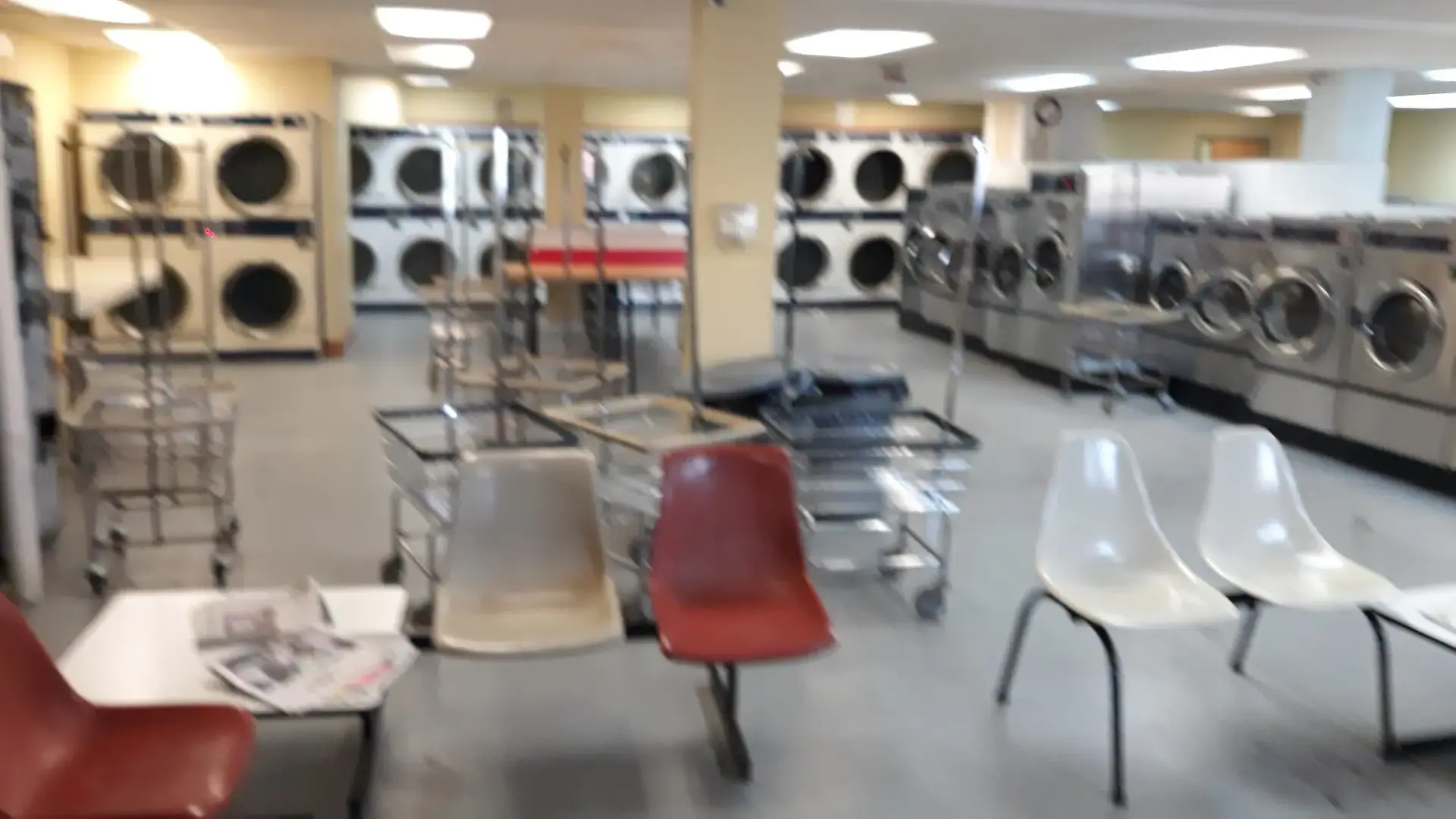 Fluff & Stuff Launderette thumbnail 14