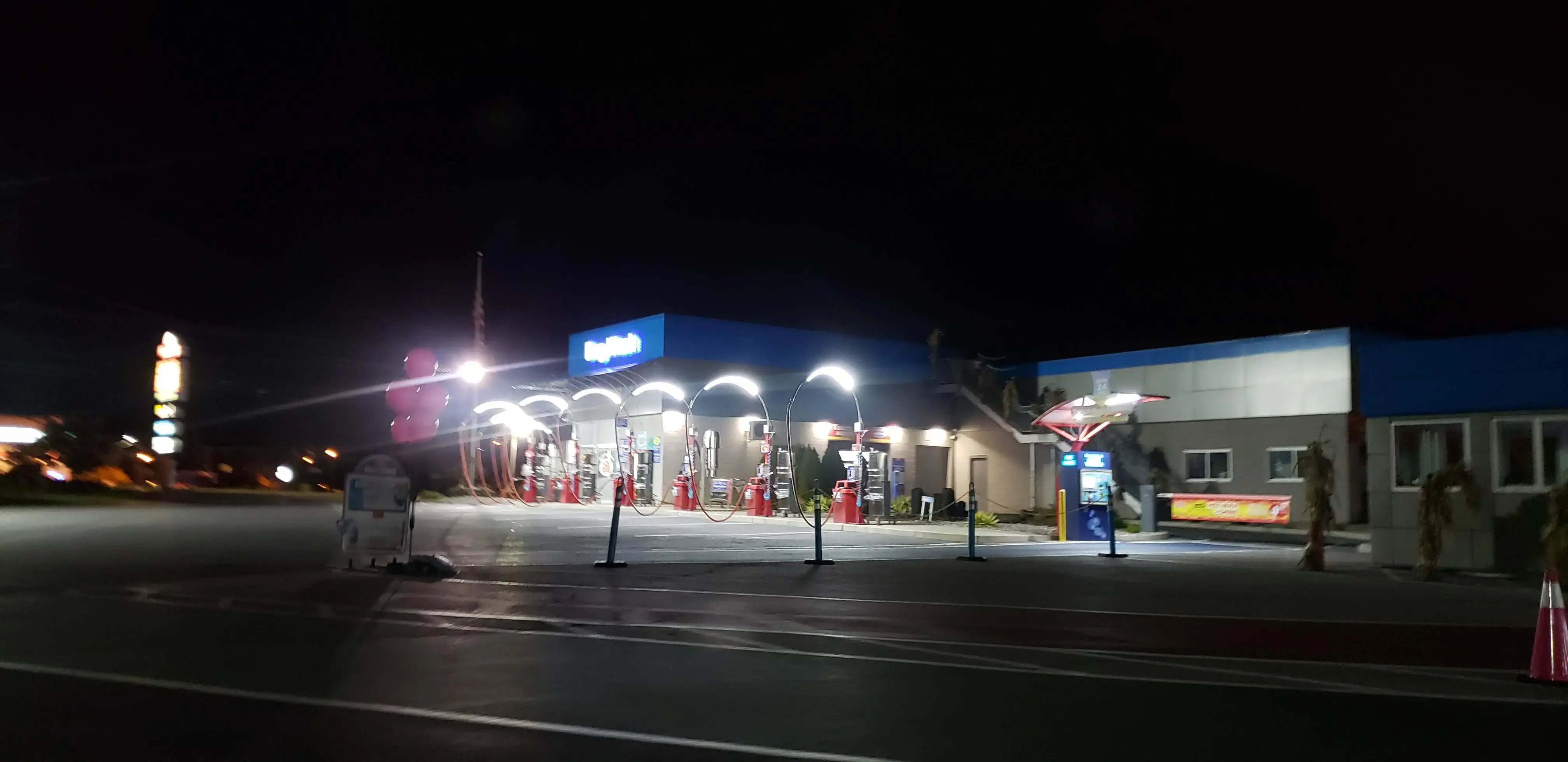 Foam & Wash Car Wash - Image 10