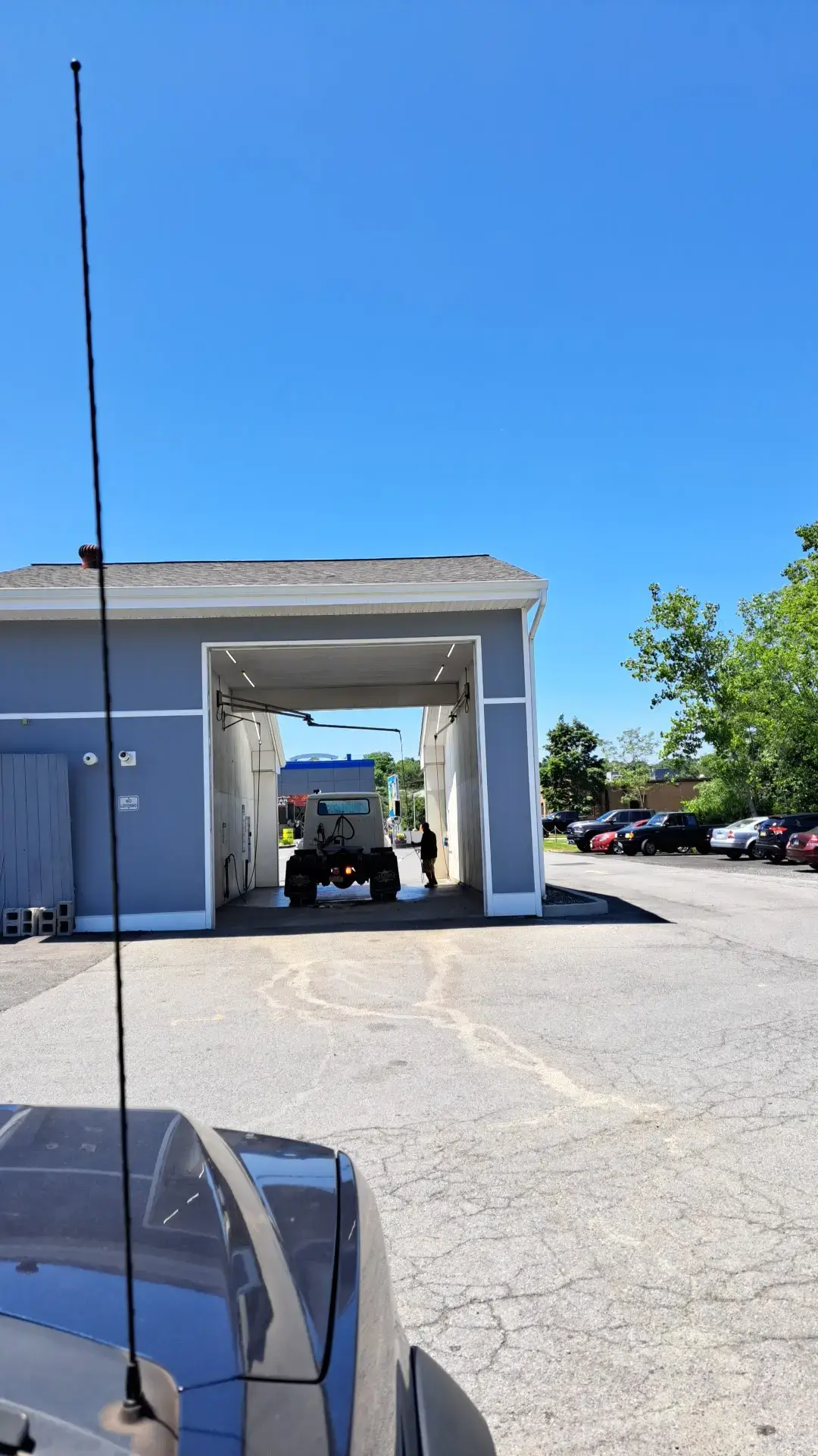 Foam & Wash Car Wash thumbnail 6