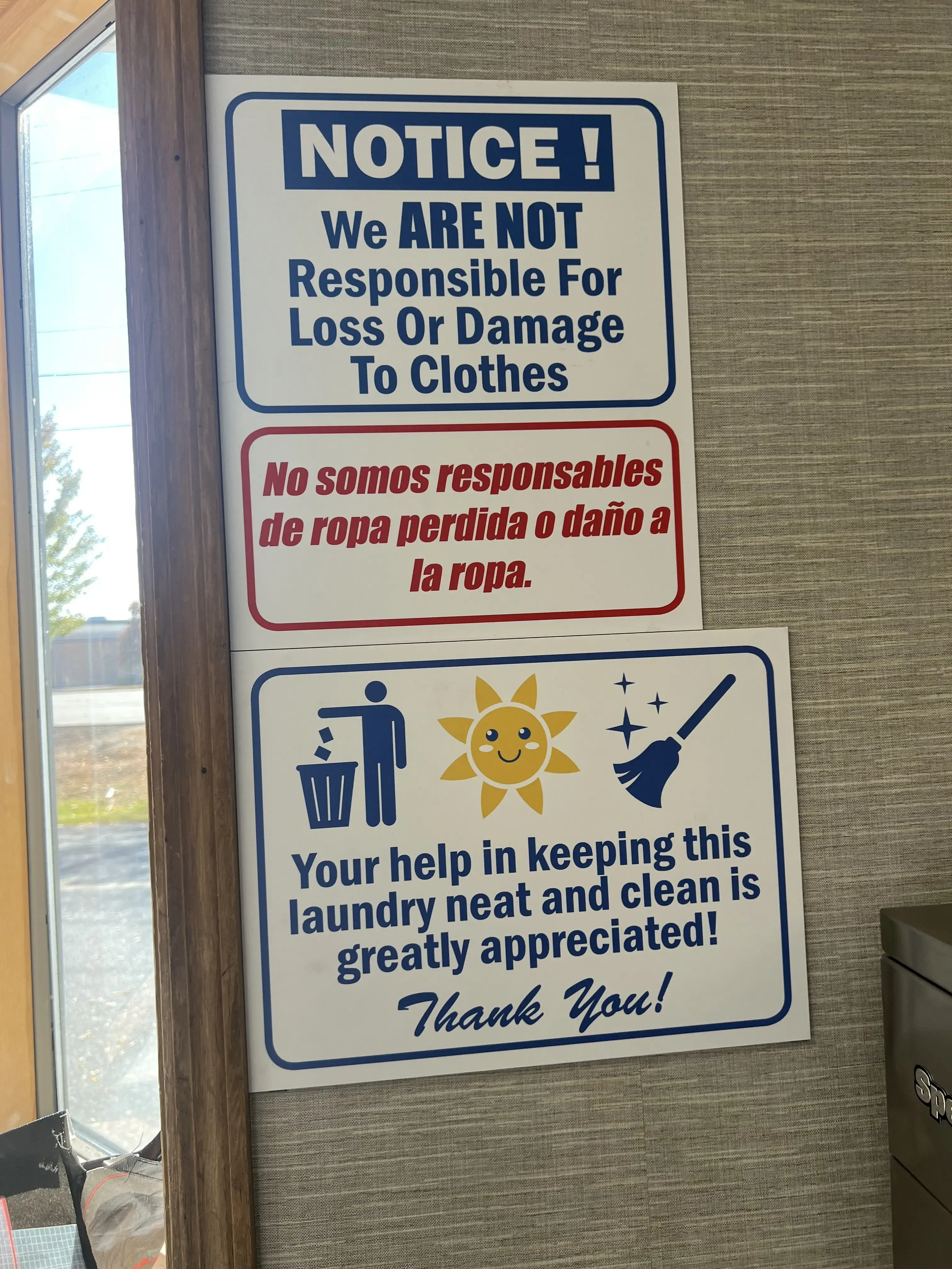 Foam & Wash Laundromat thumbnail 20