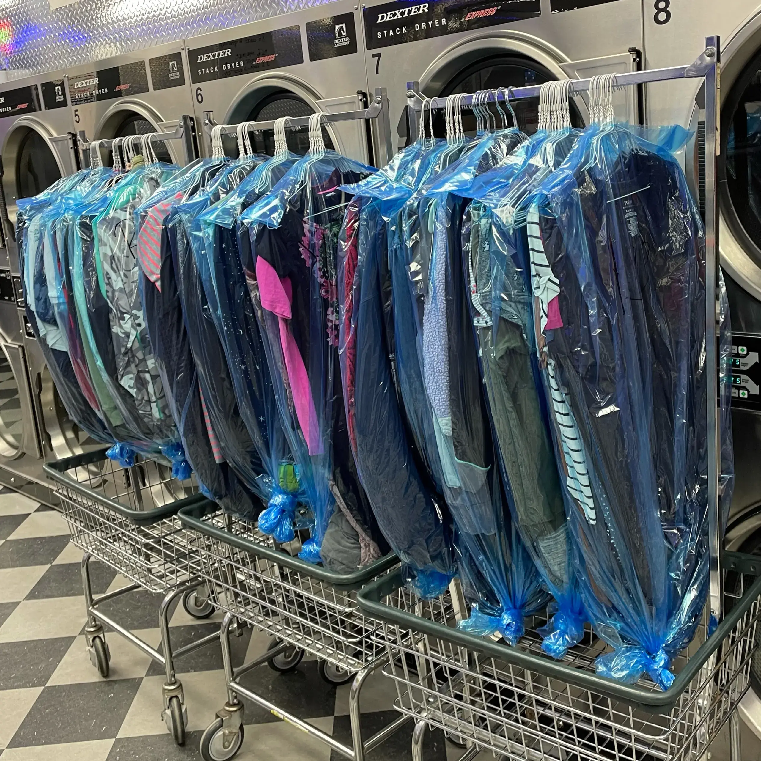 FOLDS Laundry Delivery Service/ FOLDS Wash House thumbnail 13