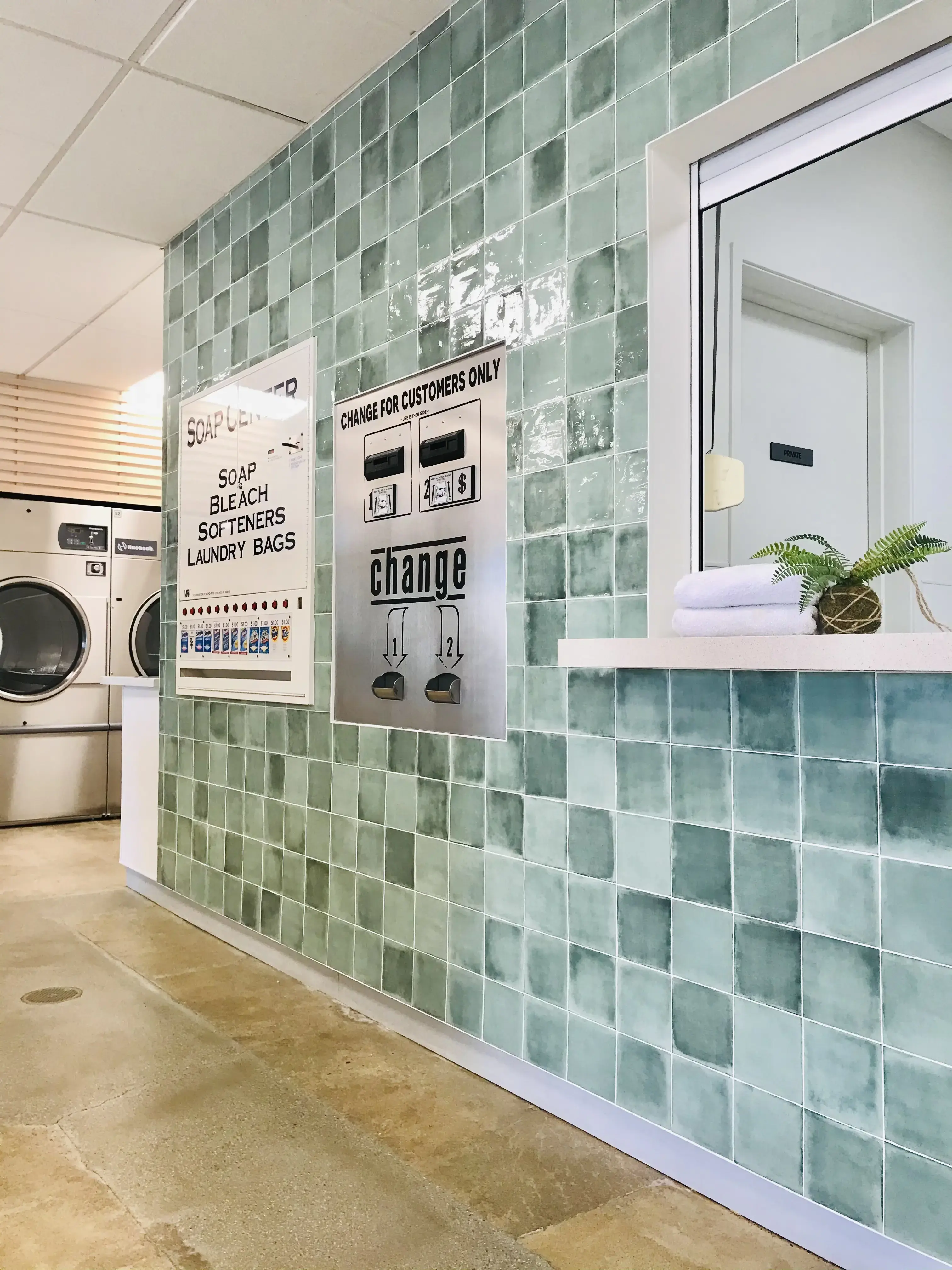 Foothill Laundry - Image 8