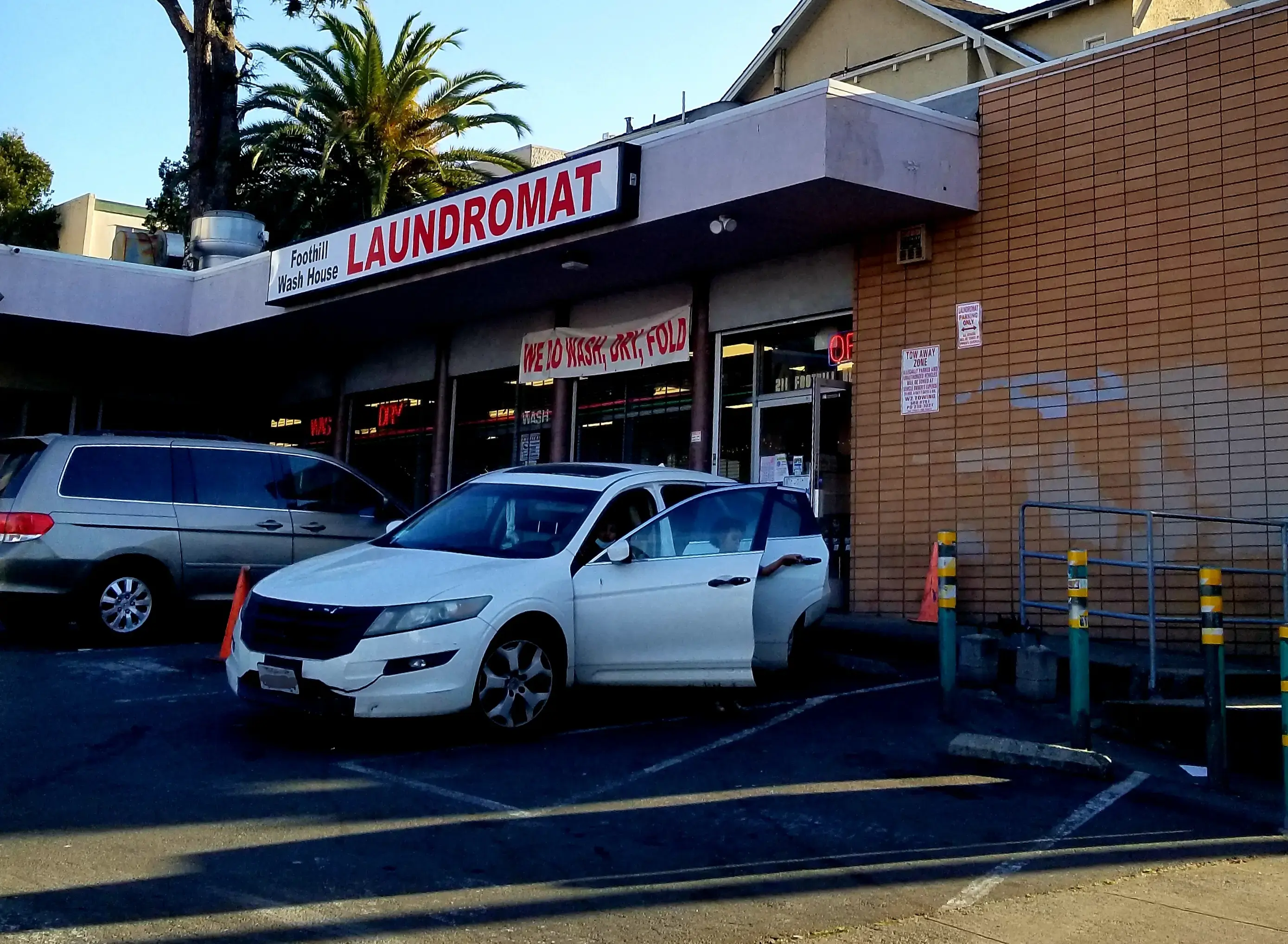 Foothill Wash House - Image 11