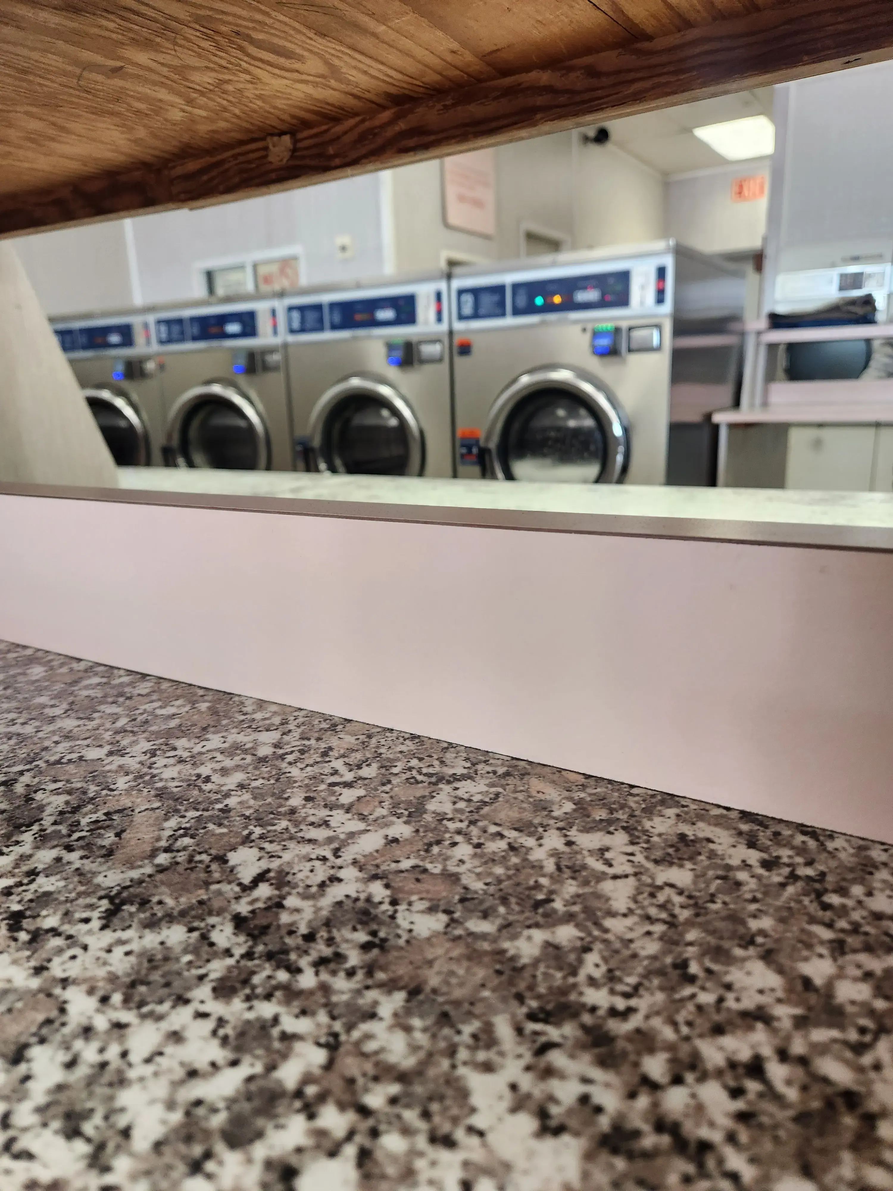 Footprints Laundromat thumbnail 9