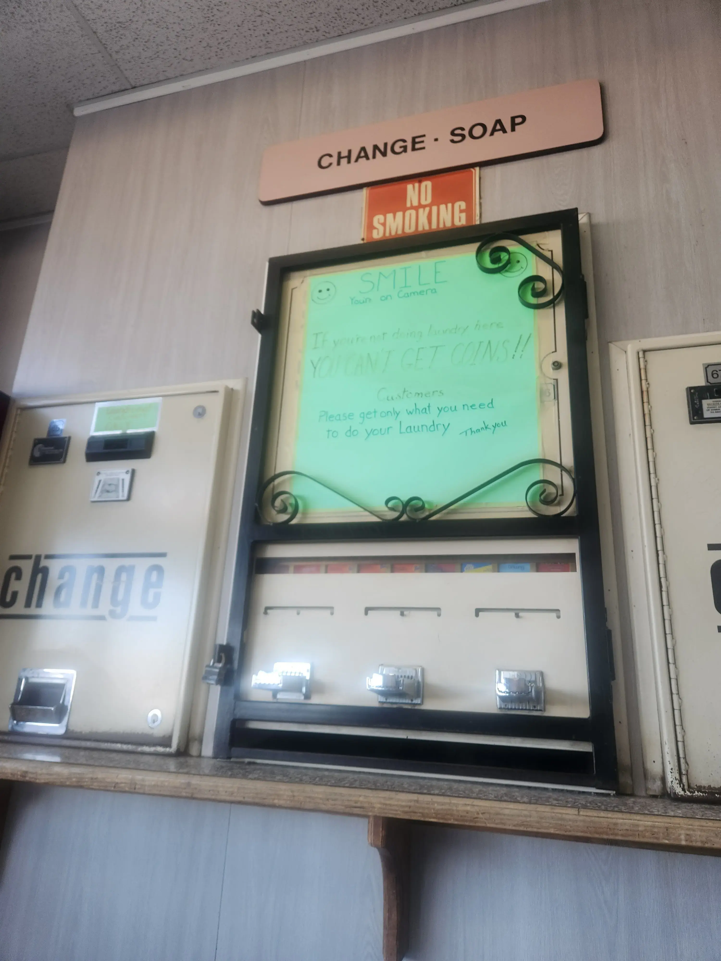 Footprints Laundromat thumbnail 11