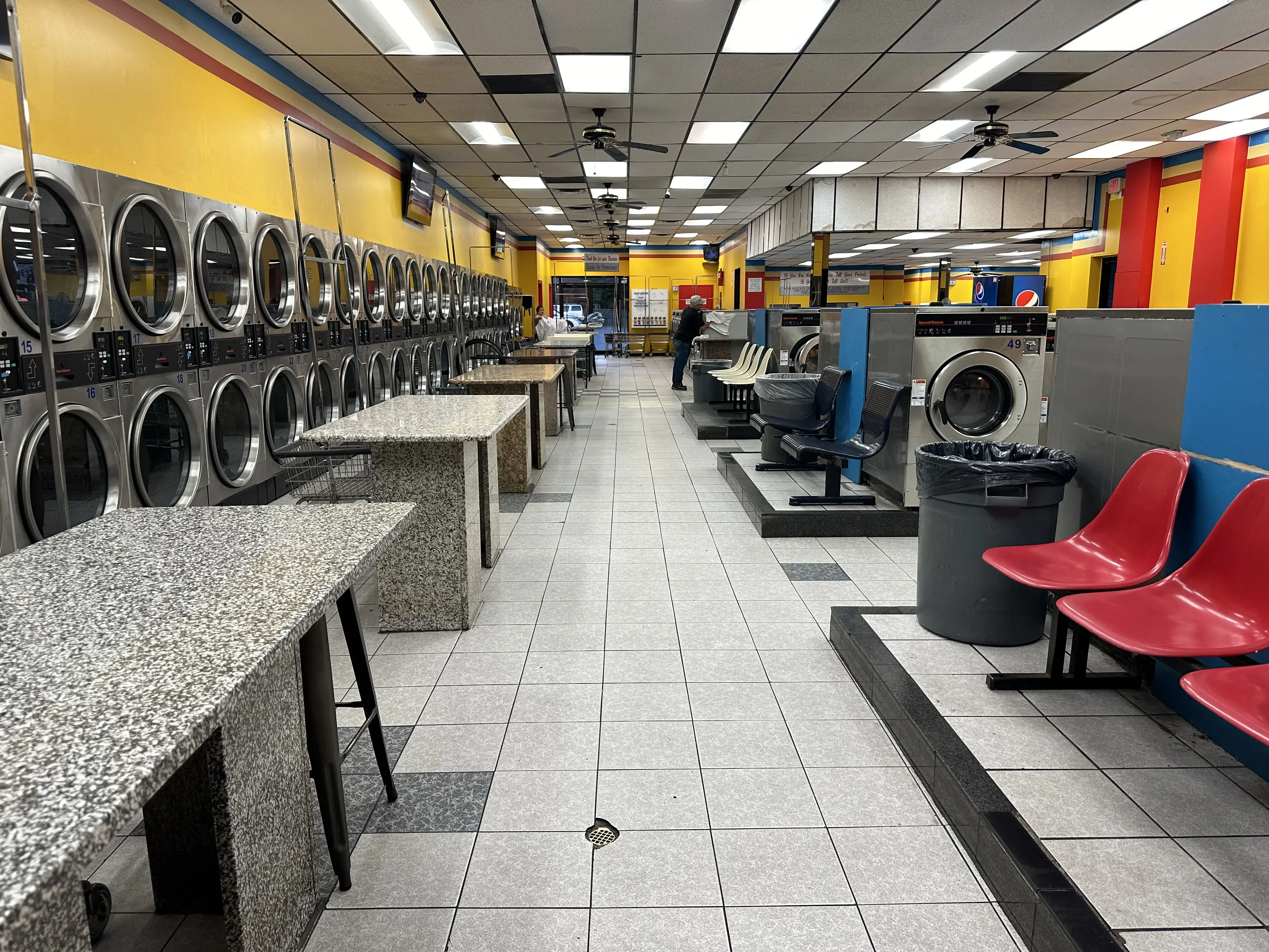 Forest 24 Hour Laundromat thumbnail 3