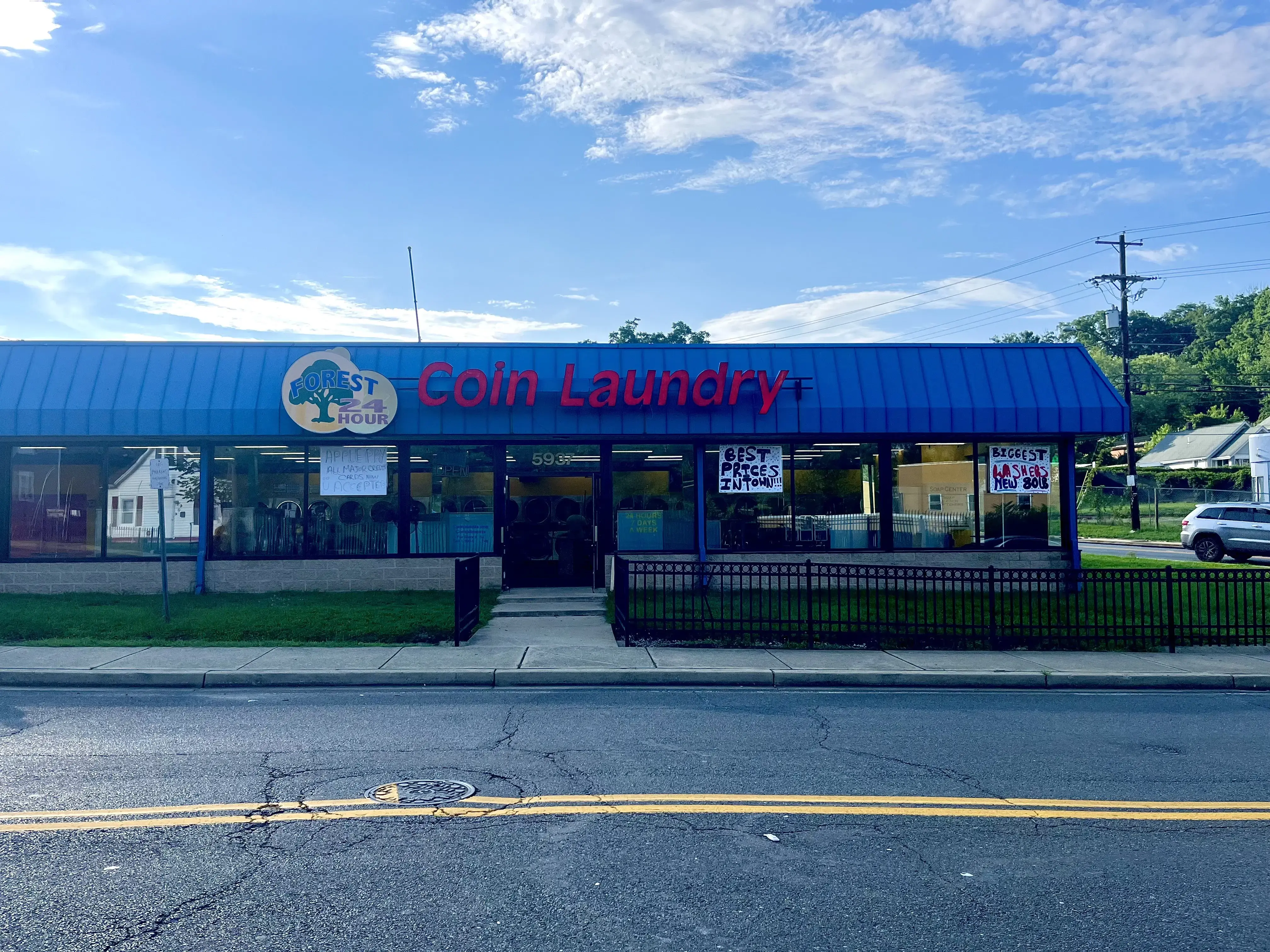 Forest 24 Hour Laundromat location